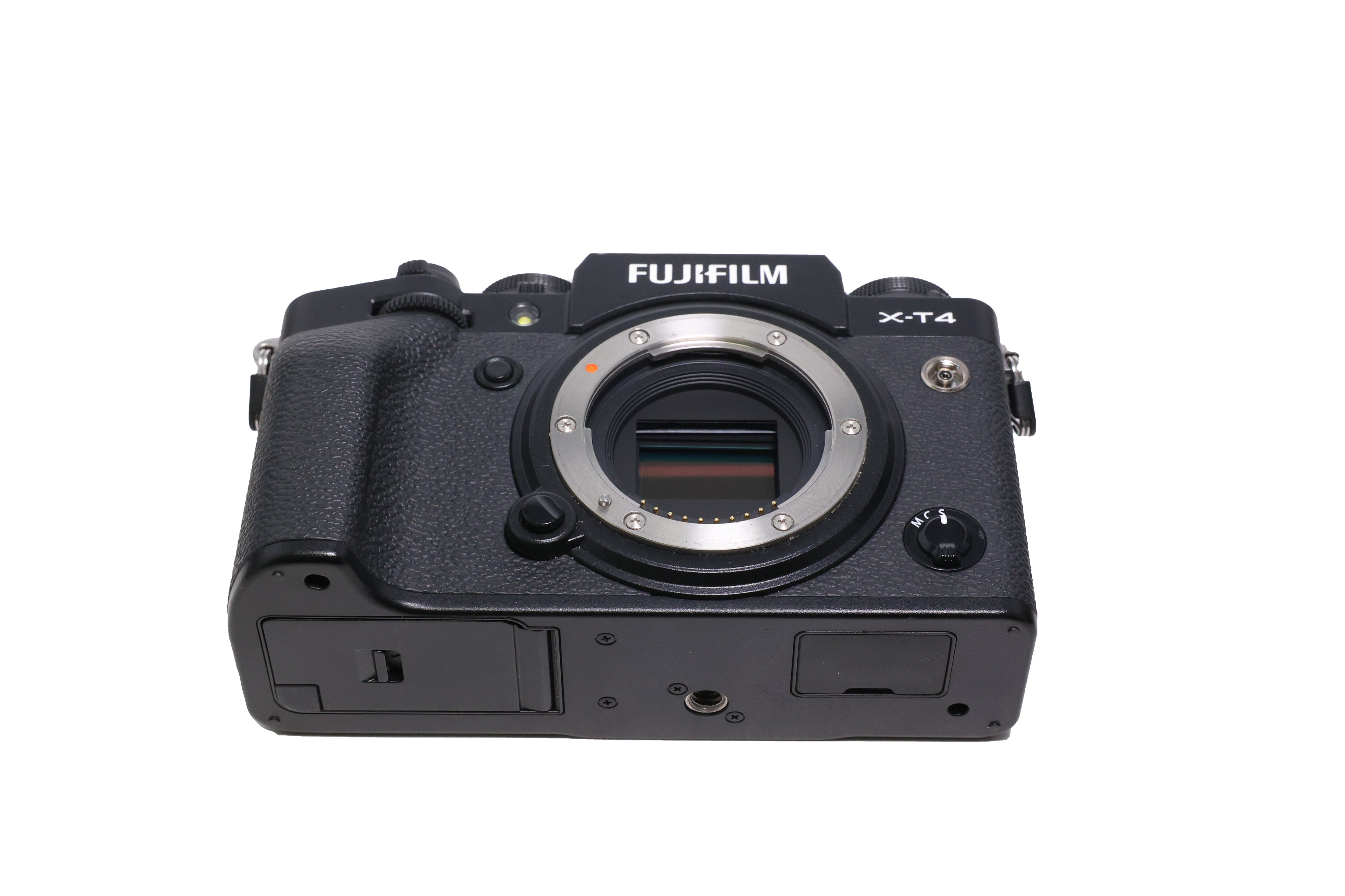 Used Fujifilm X-T4 Mirrorless Digital Camera  Body (Black)
