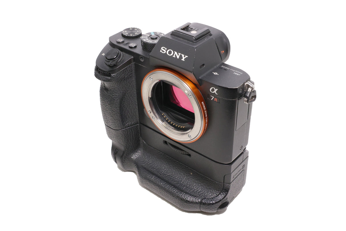 USED Sony a7R II Full Frame Mirrorless Camera w/ VG-C2EM Battery Grip