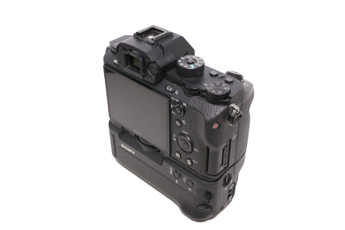 USED Sony a7R II Full Frame Mirrorless Camera w/ VG-C2EM Battery Grip