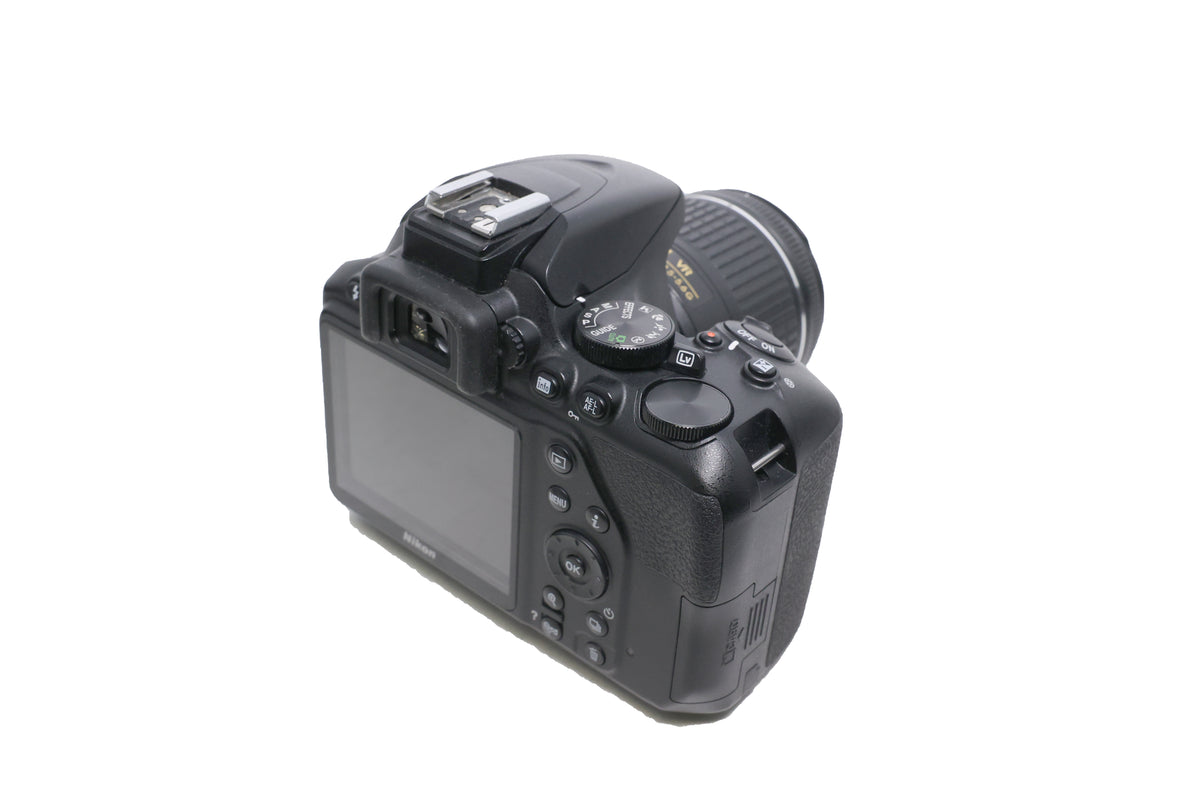 USED Nikon D3500 DSLR w/ AF-P 18-55mm VR Lens (Black)