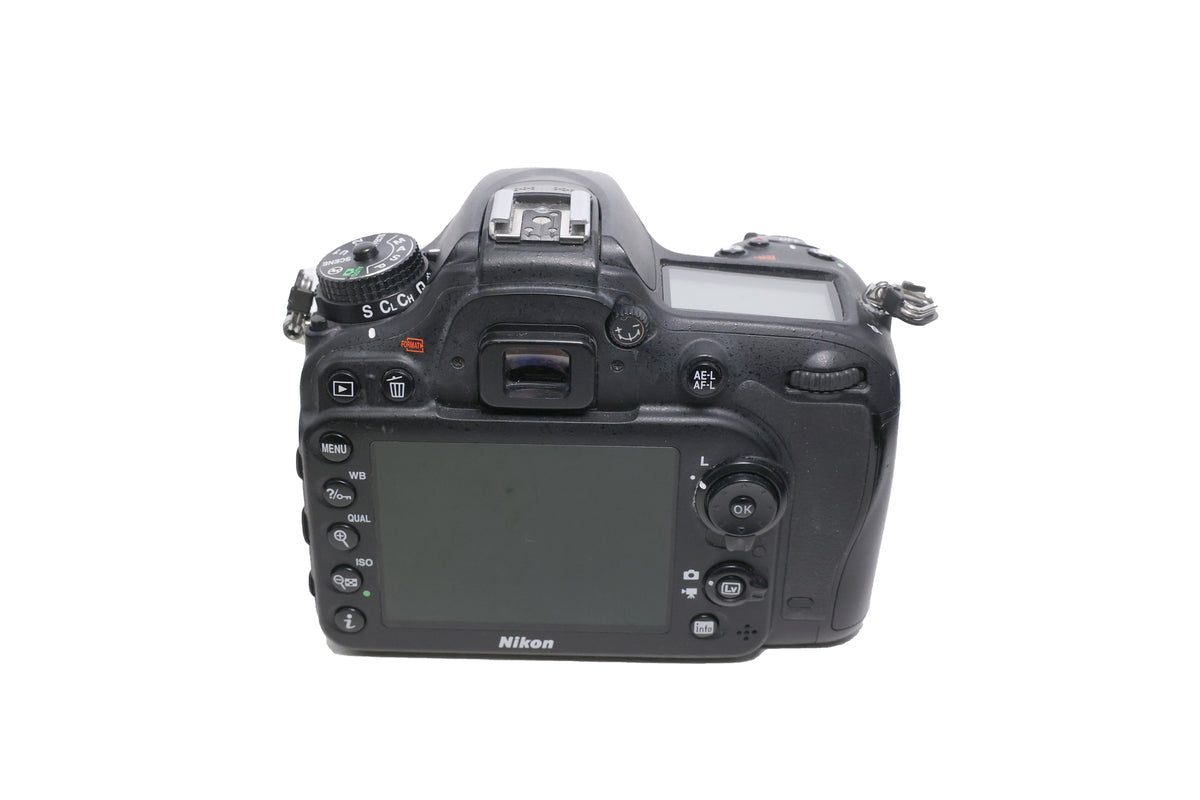 USED Nikon D7100 Digital SLR Body
