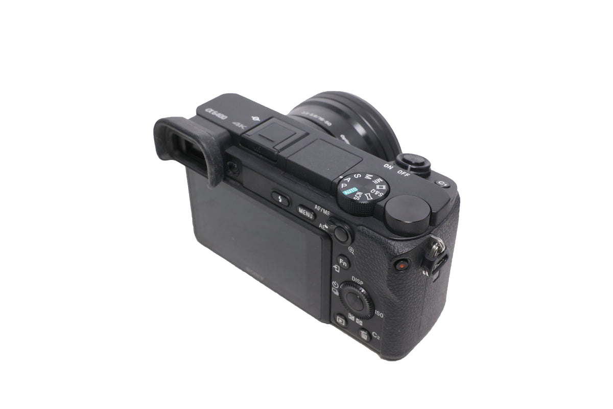Used Sony a6400 Mirrorless Camera Kit  with 16-50mm lens
