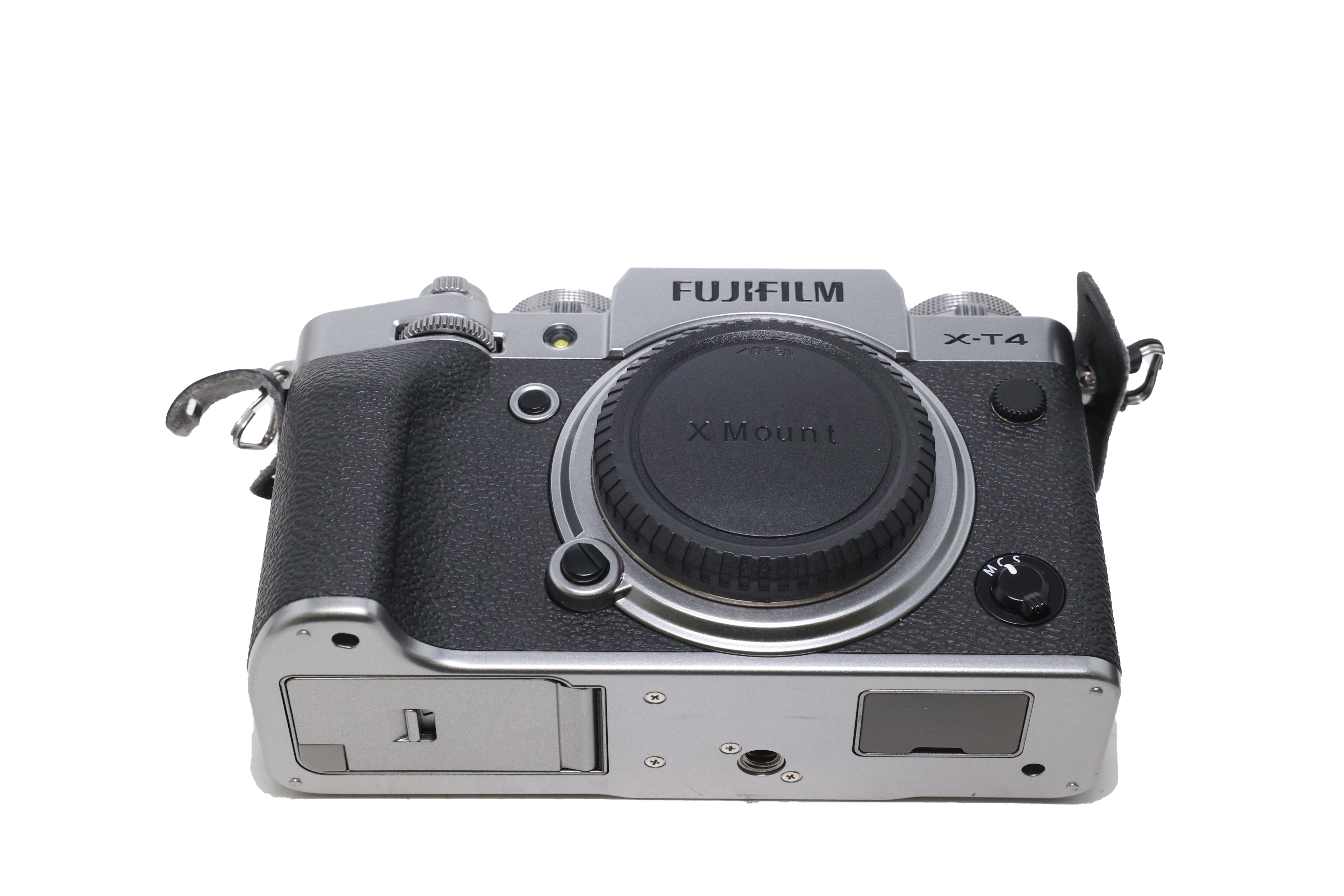 Used Fujifilm X-T4 Mirrorless Digital Camera  Body (Silver)
