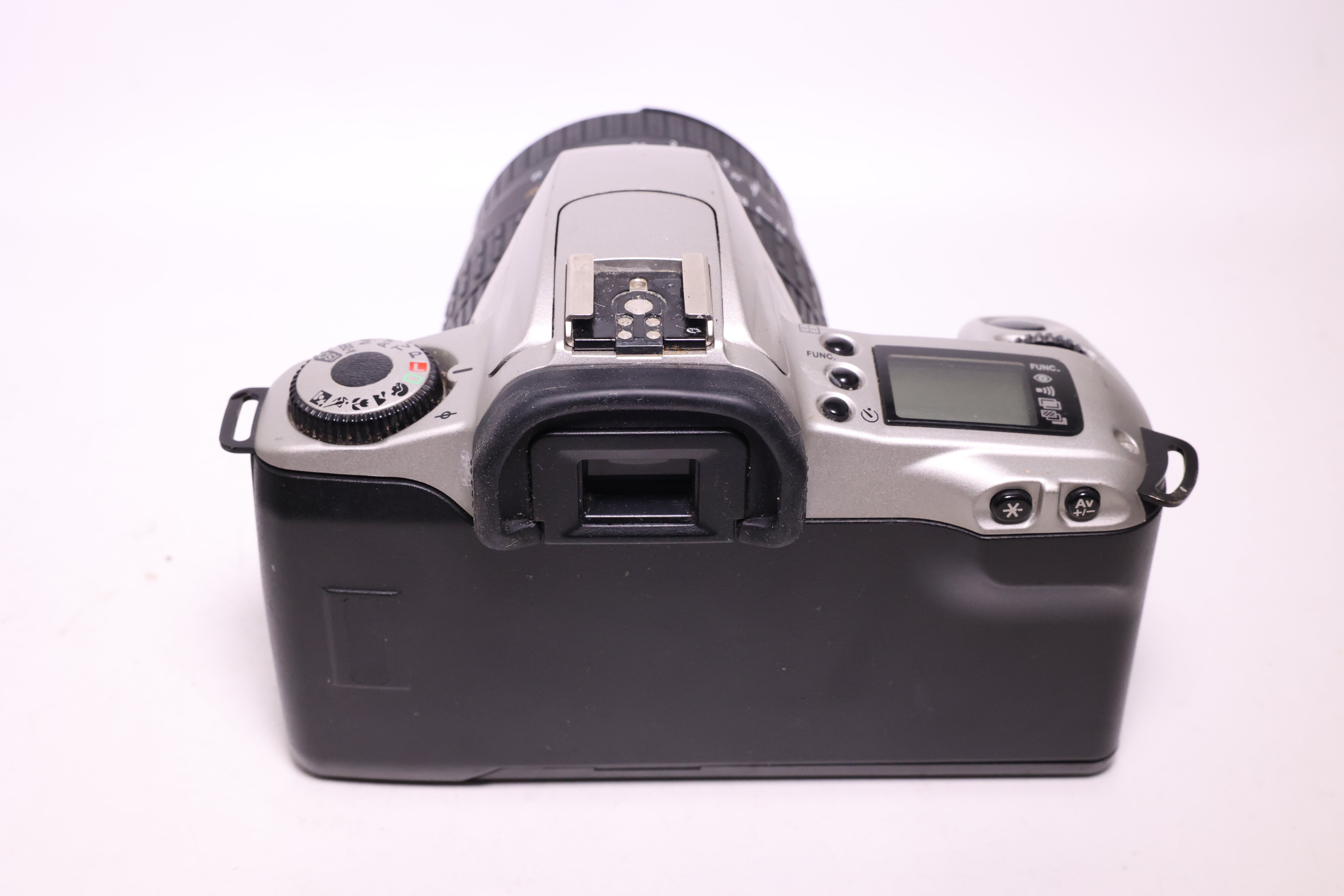 USED Canon EOS Rebel 2000 w/ Sigma 24-70mm f3.5-5.6