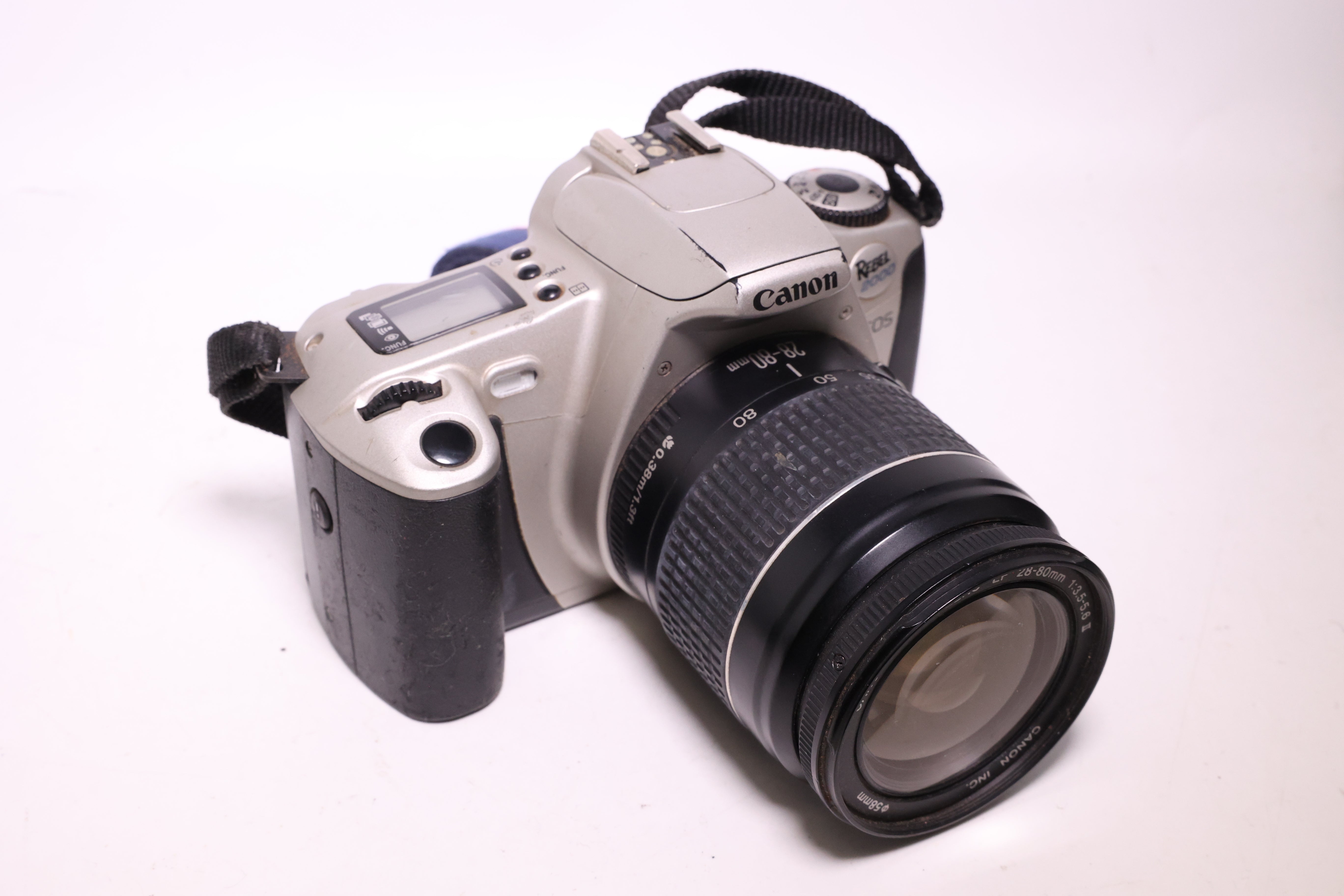 USED Canon EOS Rebel 2000 w/ 28-105mm f4-5.6 USM