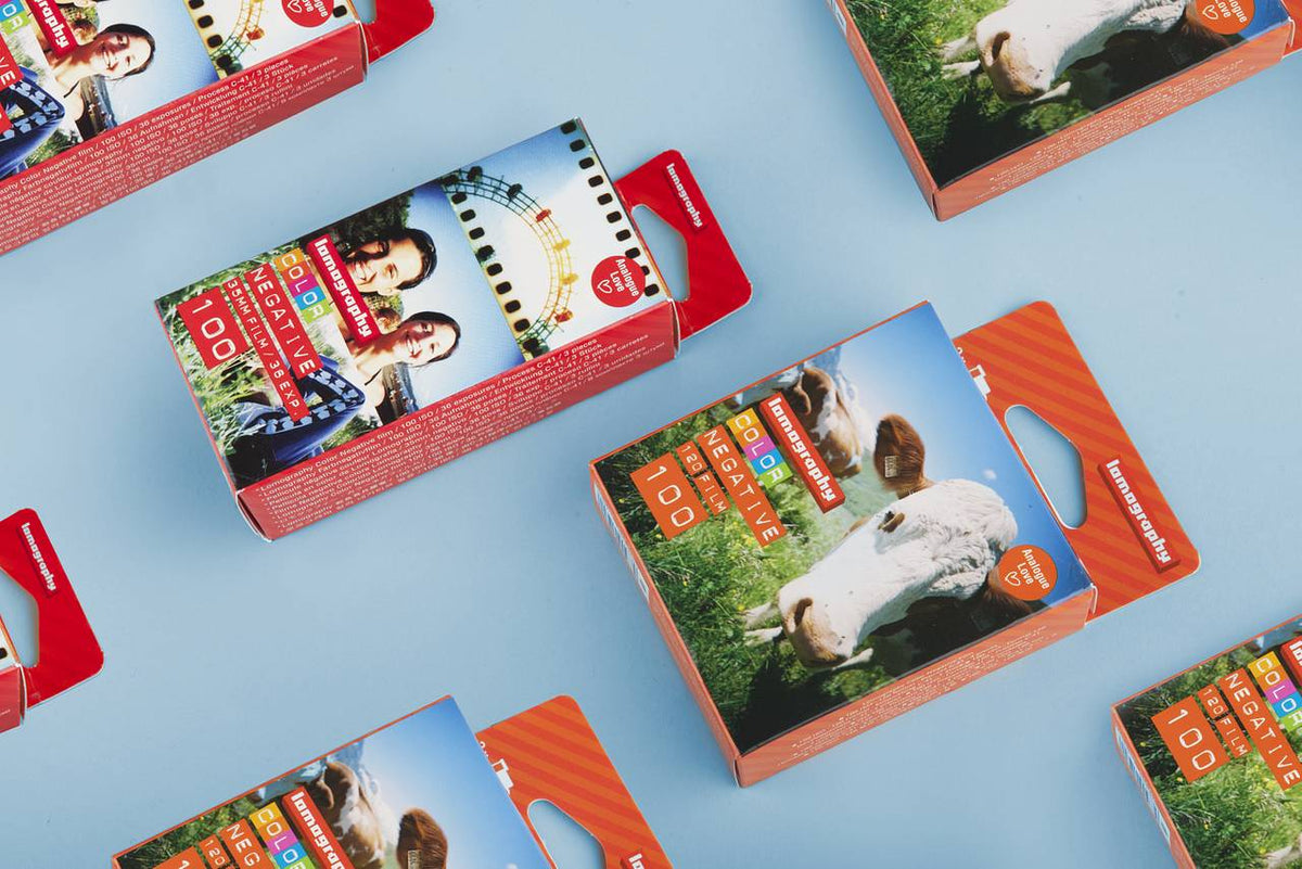 Lomography ISO 100 Color Negative Film (120 Roll Film)
