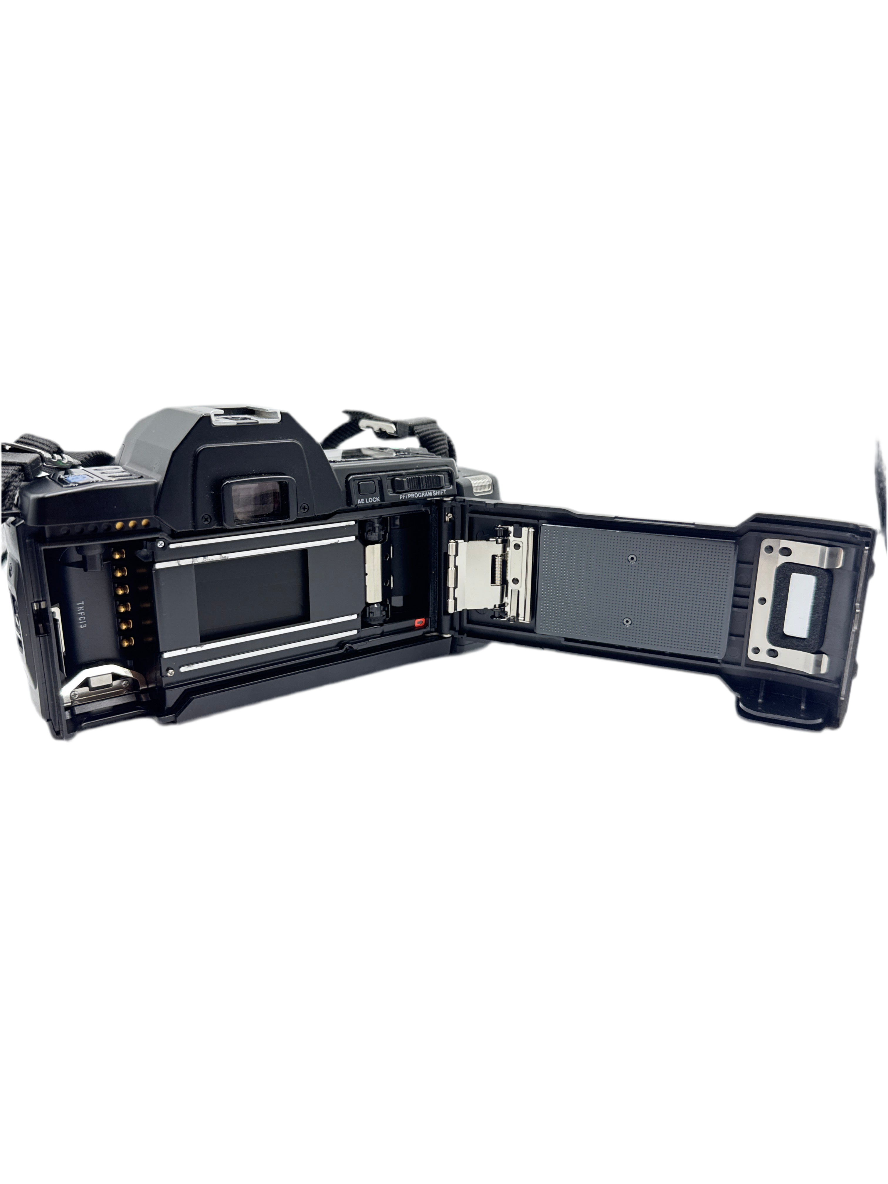 Used OM77AF [Film] SLR w/35-70mm f3.5-4.5