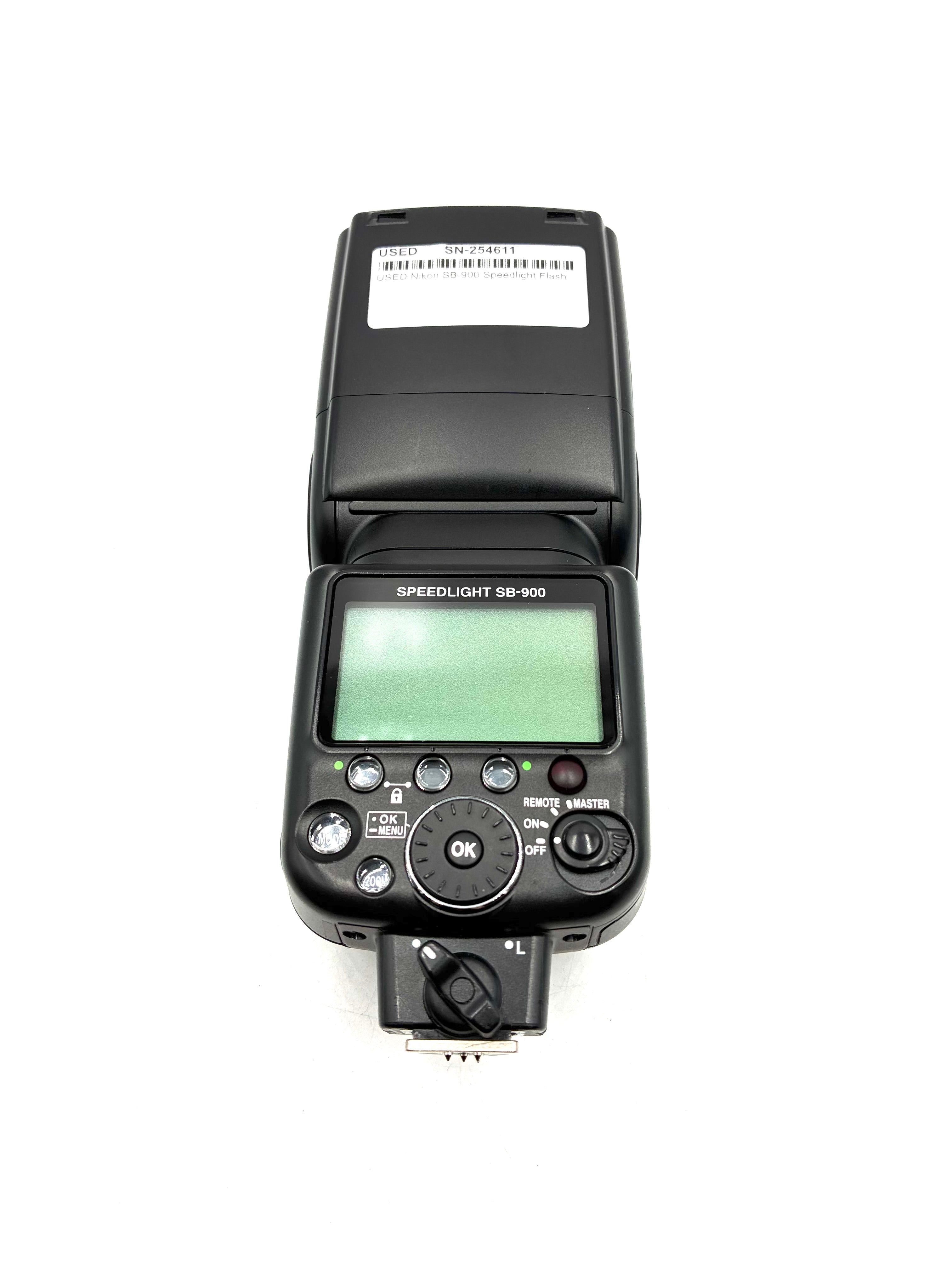 USED Nikon SB-900 Speedlight Flash