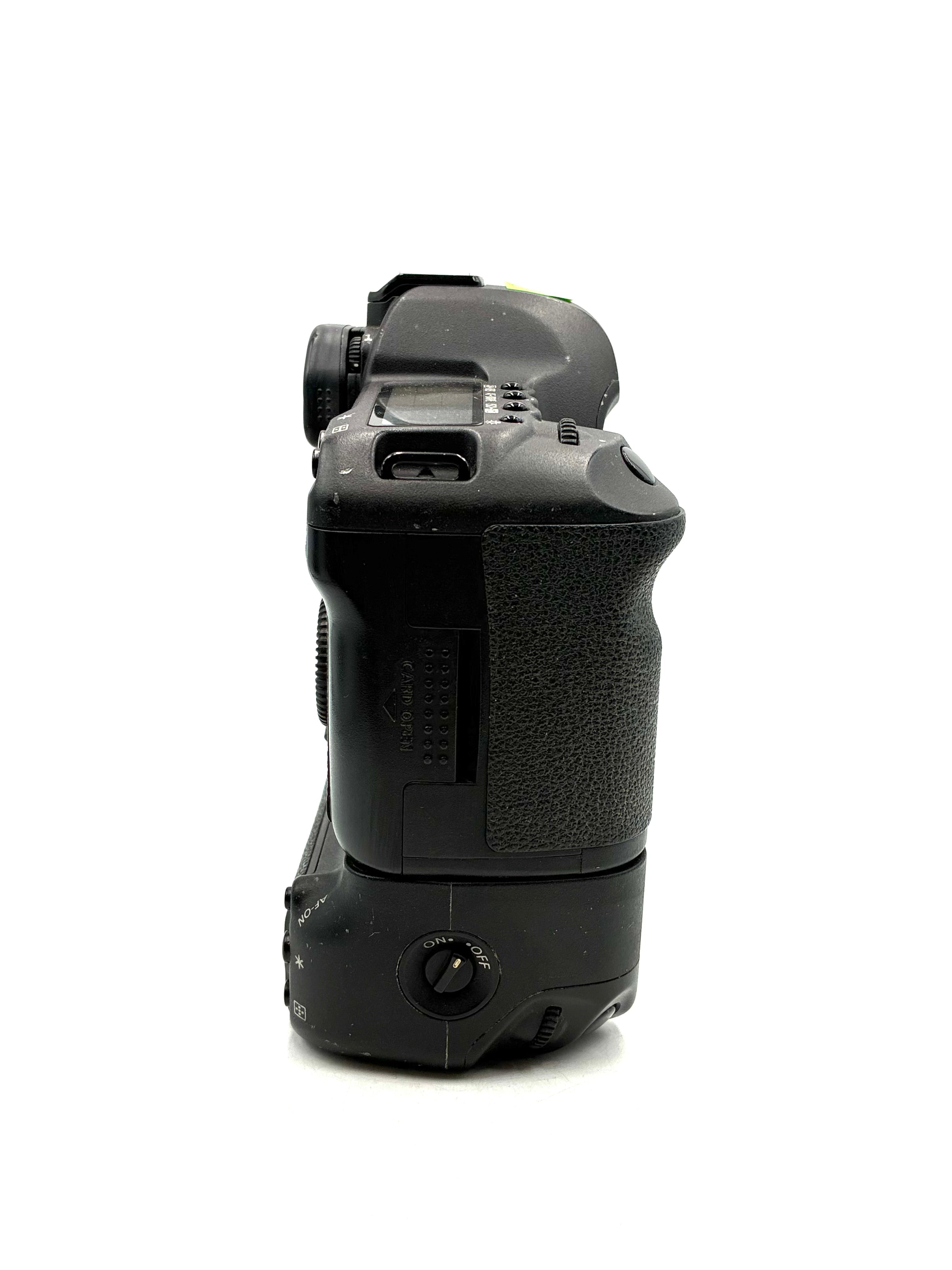 USED Canon EOS 5D Mark II DSLR Body