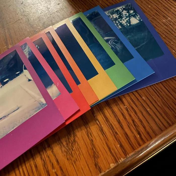 Polaroid Color 600 Instant Film (Color Frames Edition, Exposures) 60