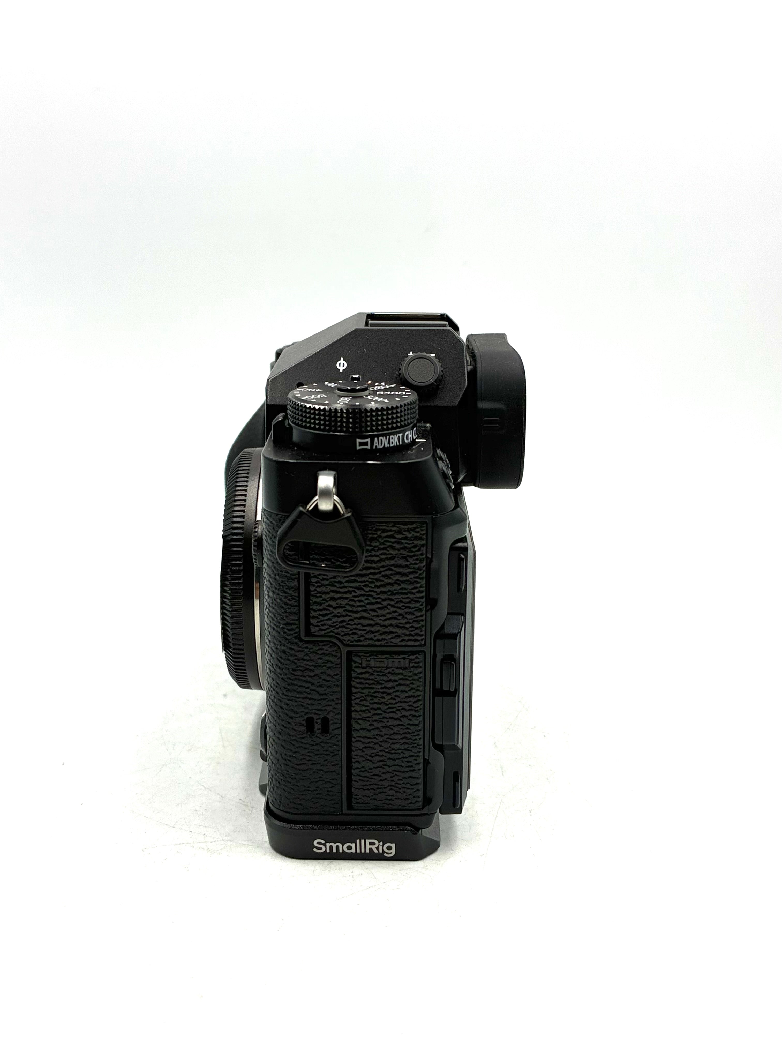 Used Fujifilm X-T5 Body (Black) w/ SmallRig Plate