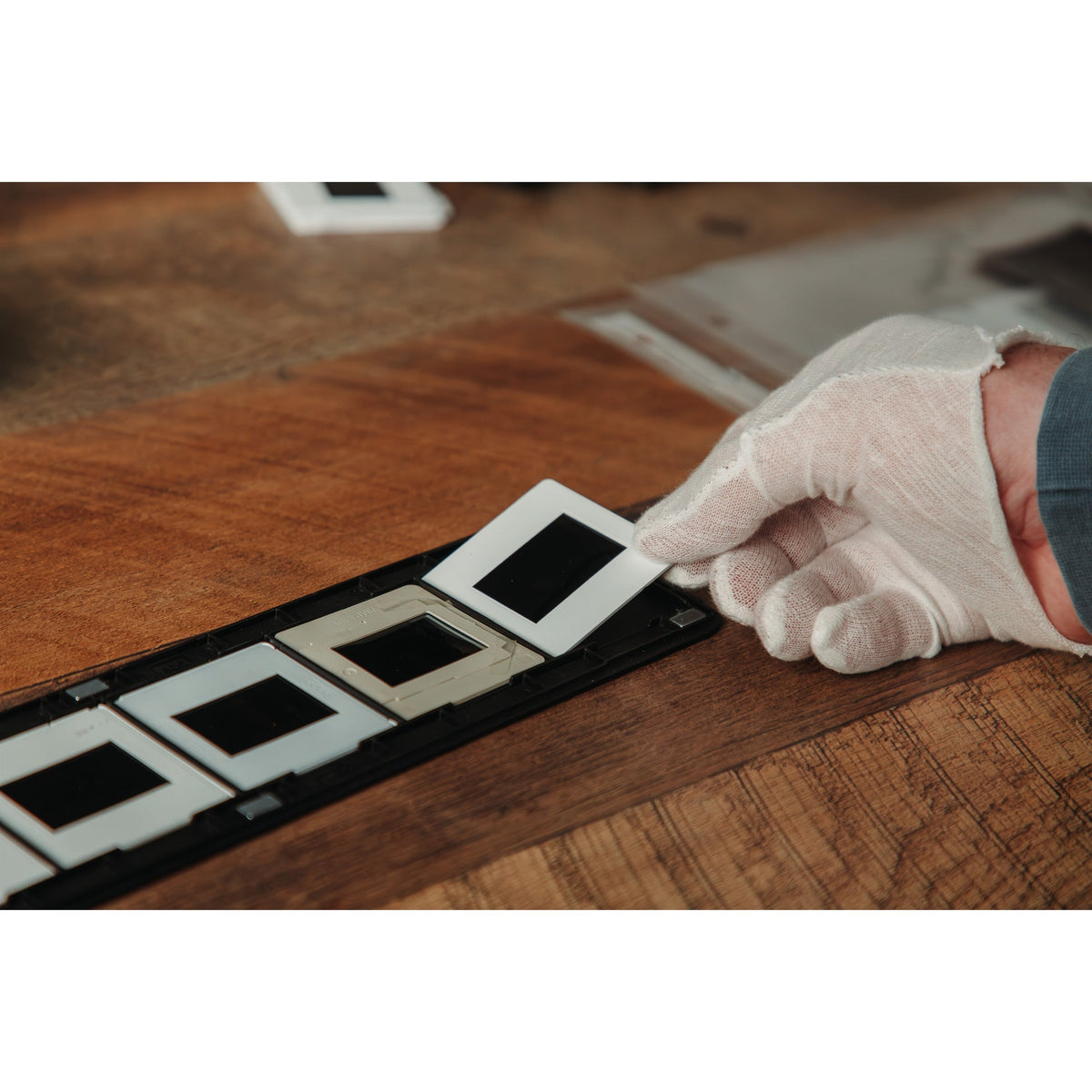 ProMaster Slide Holder for Mounted 35mm Slides — gallery view 5