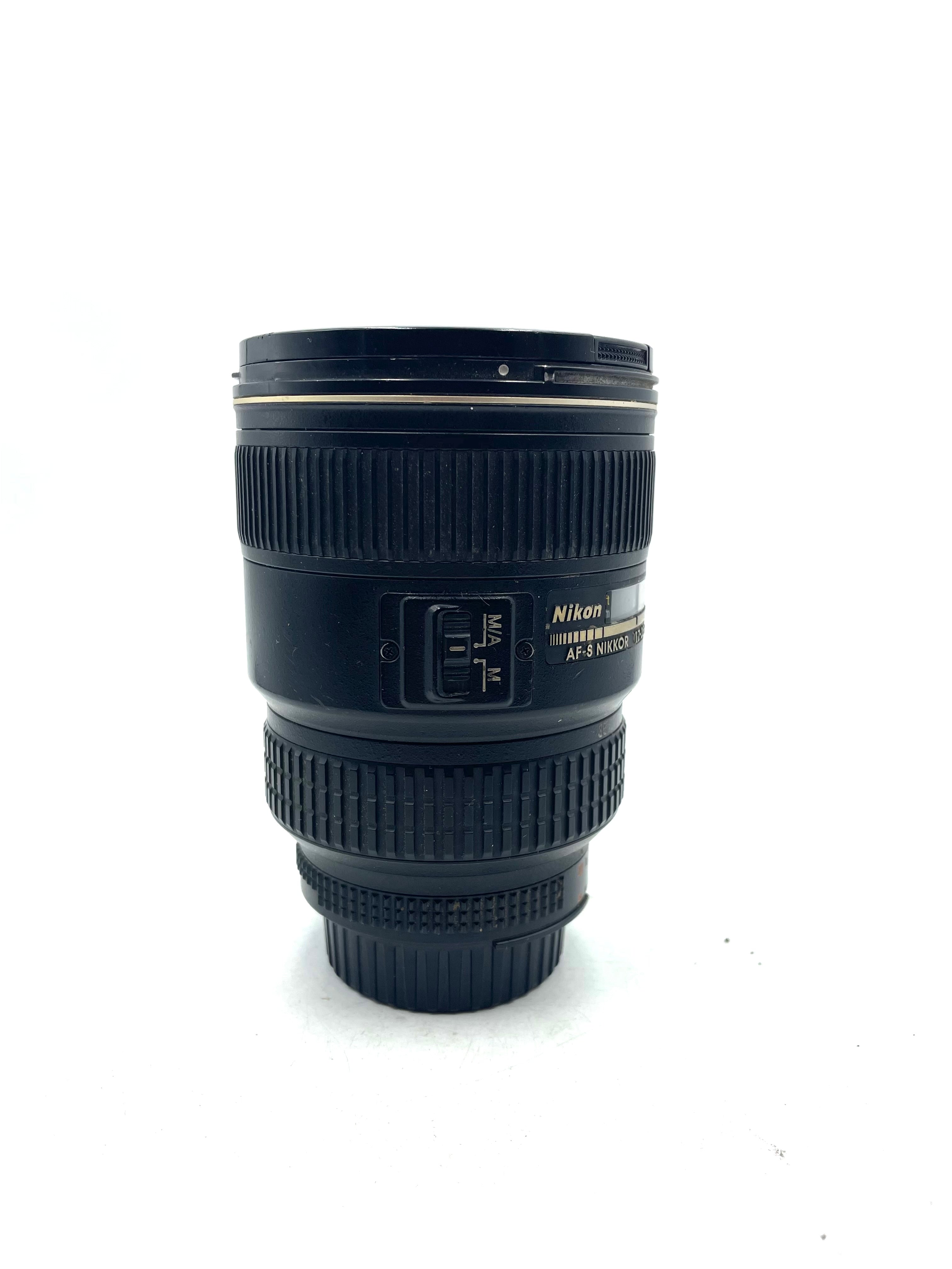 Nikon AF-S 17-35mm f/2.8 D *READ* (0034)