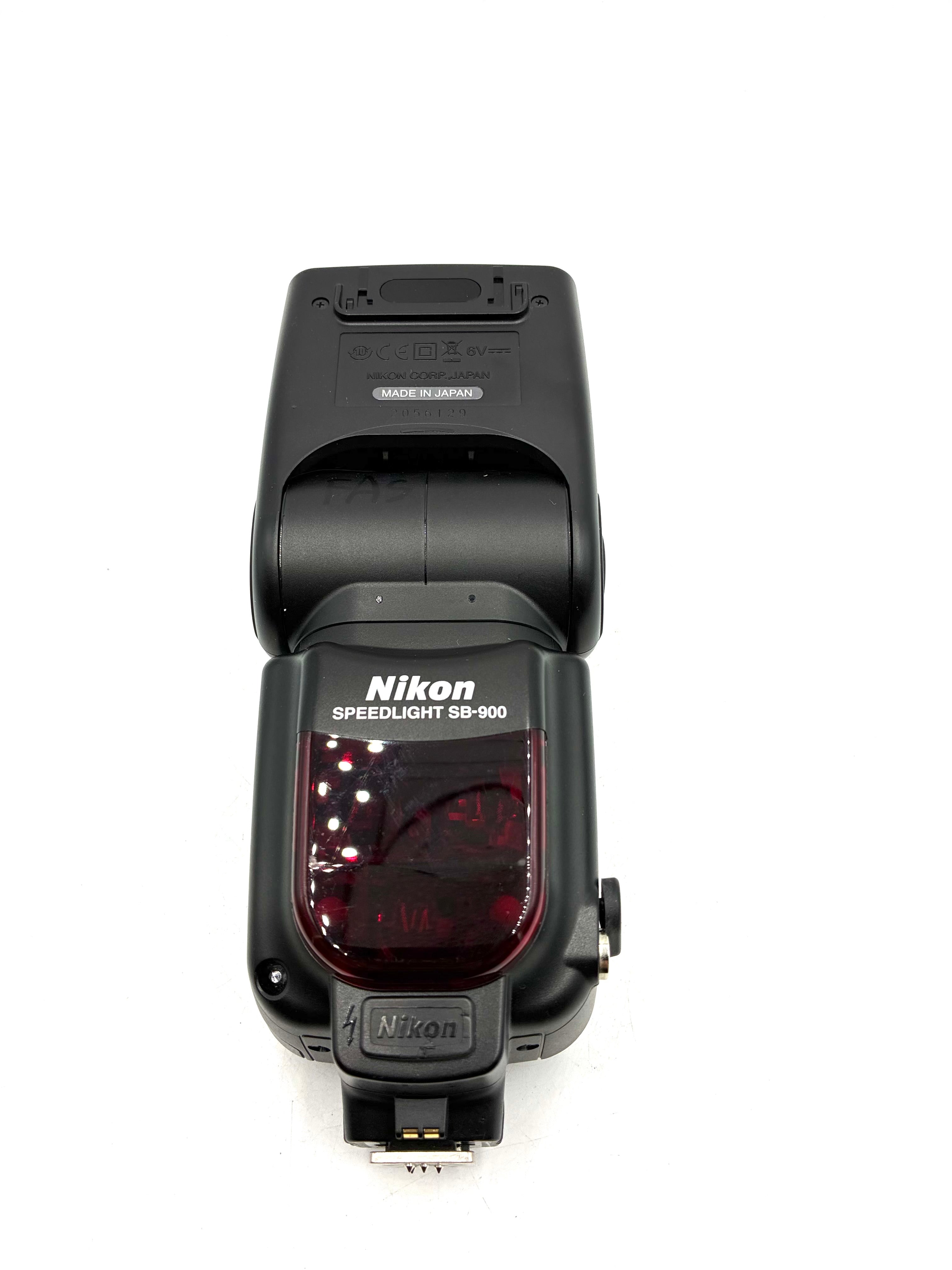 USED Nikon SB-900 Speedlight Flash