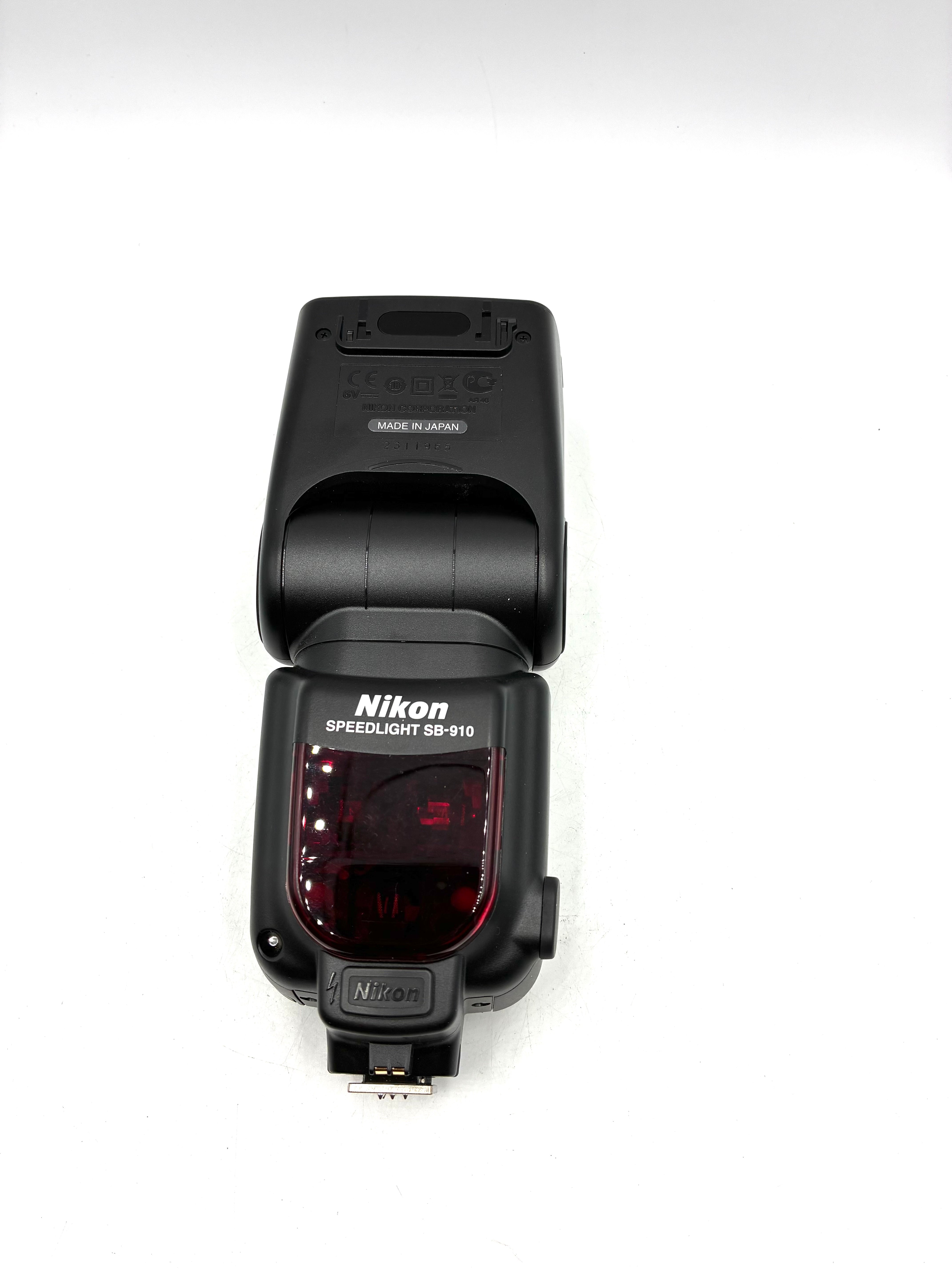USED Nikon SB-910 Speedlight Flash