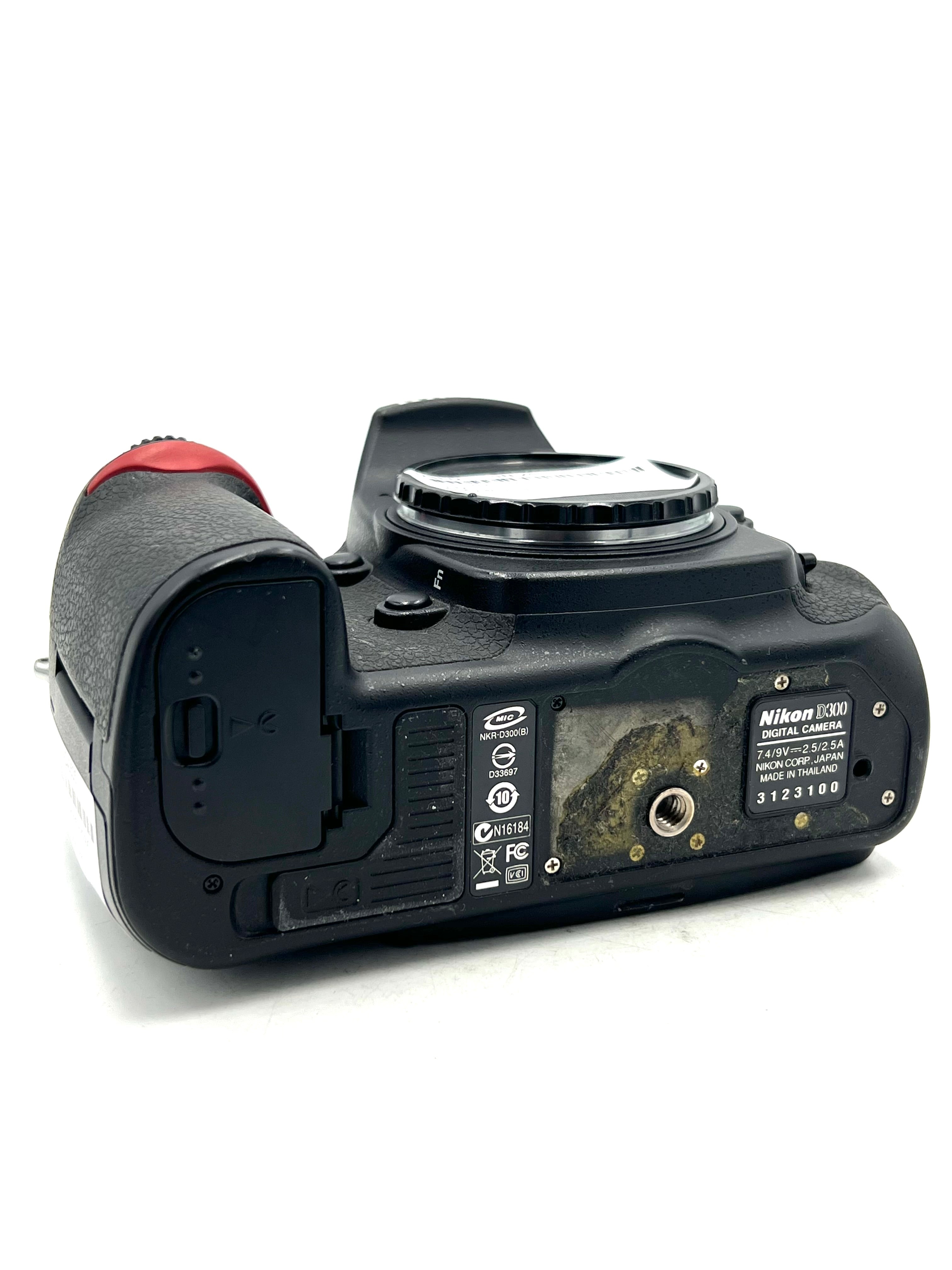 USED Nikon D300 Digital SLR Body Only