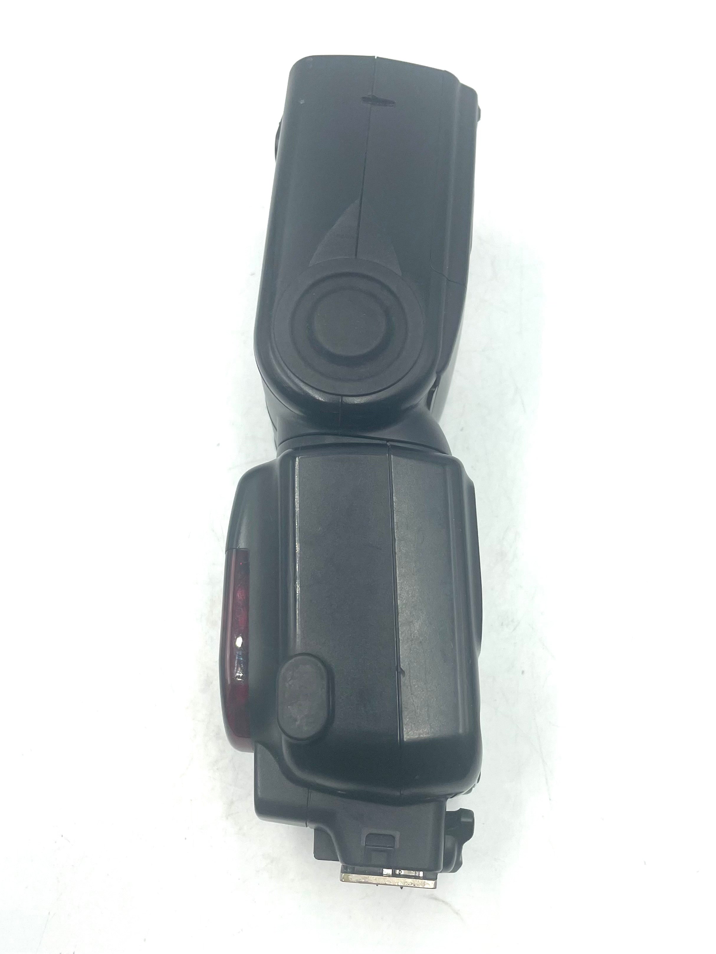 USED Nikon SB-900 Speedlight Flash