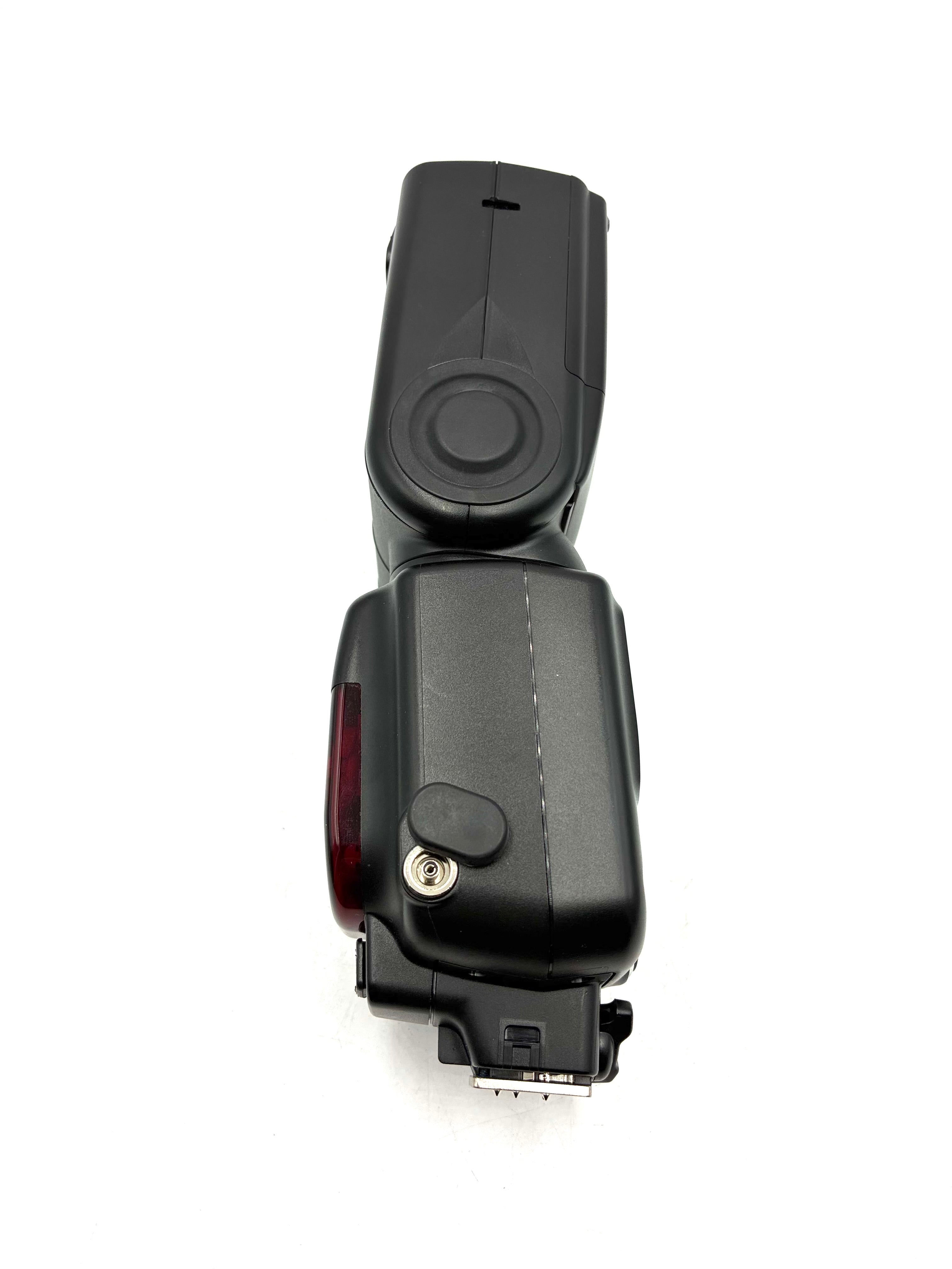 USED Nikon SB-900 Speedlight Flash