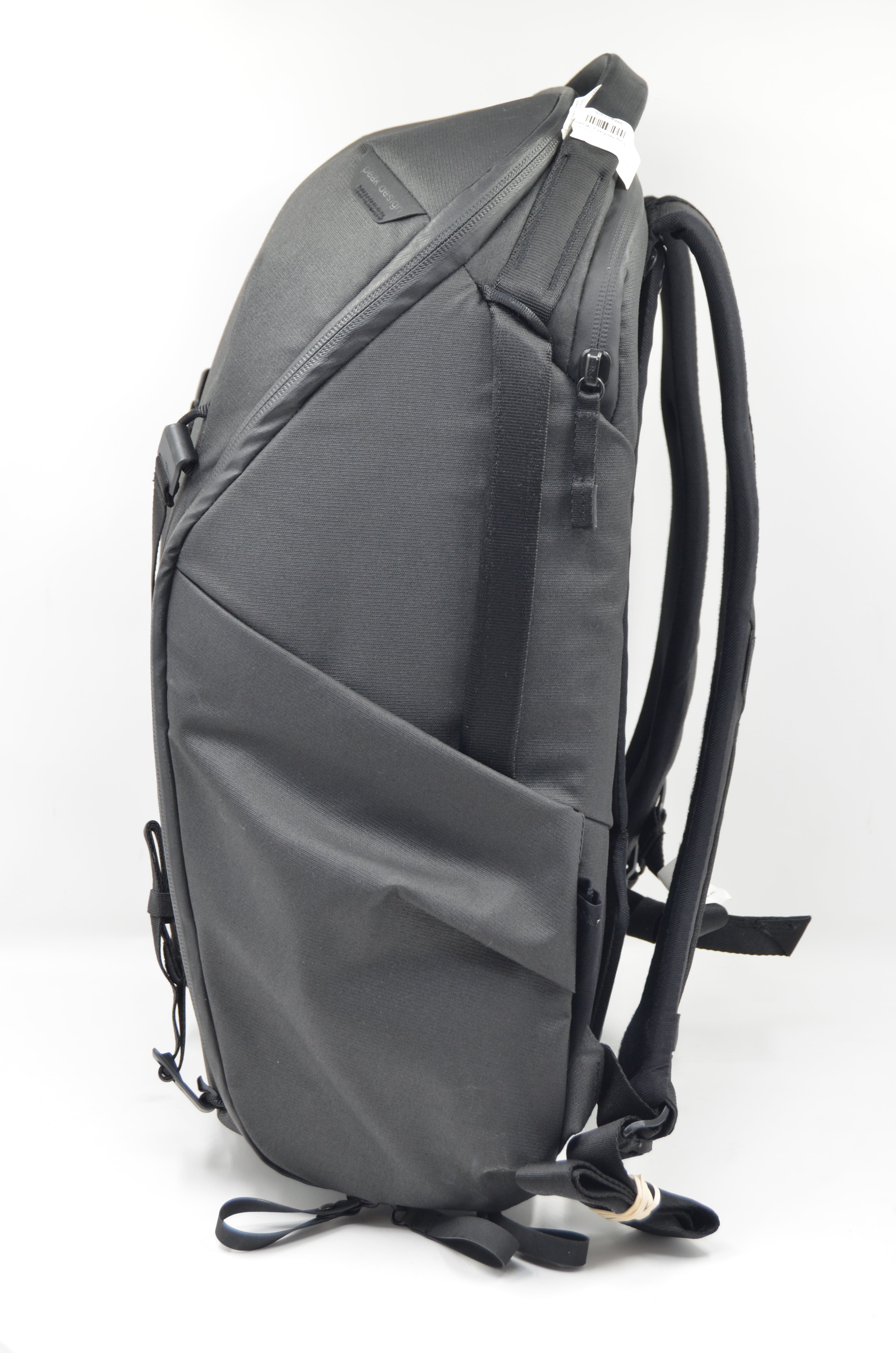 USED Peak Design Everyday Backpack Zip 20L