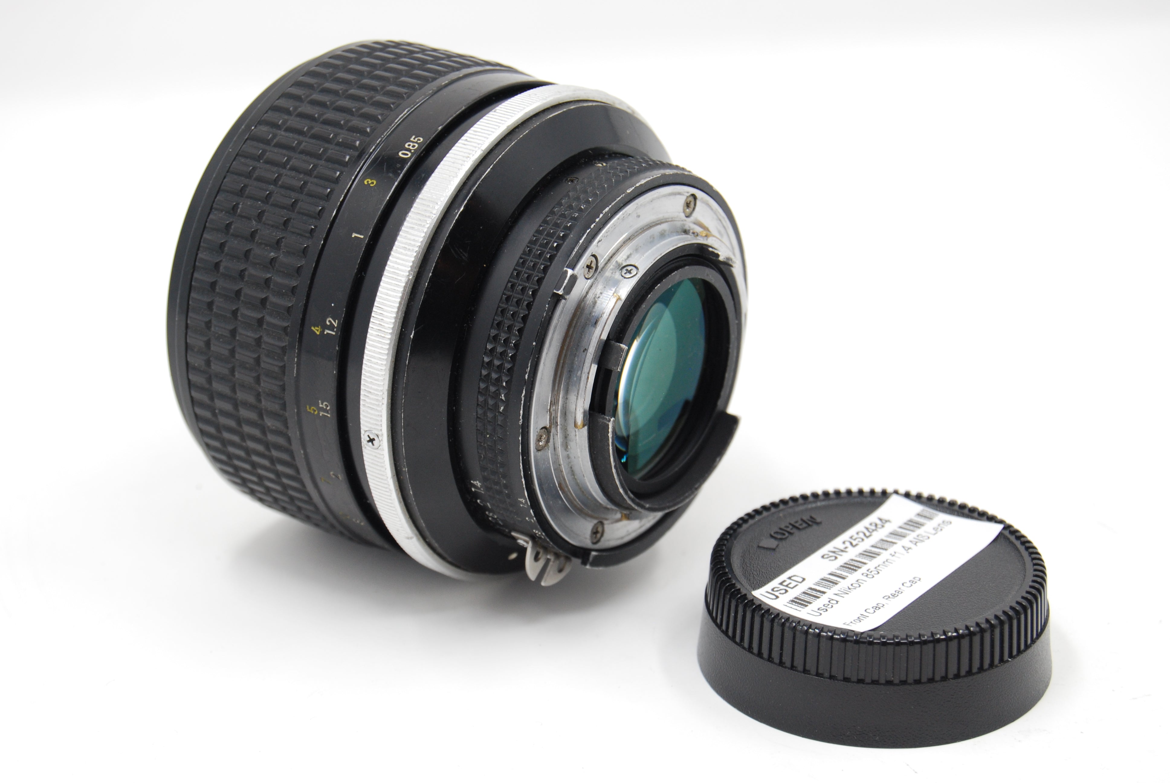 Used Nikon 85mm f1.4 AIS Lens