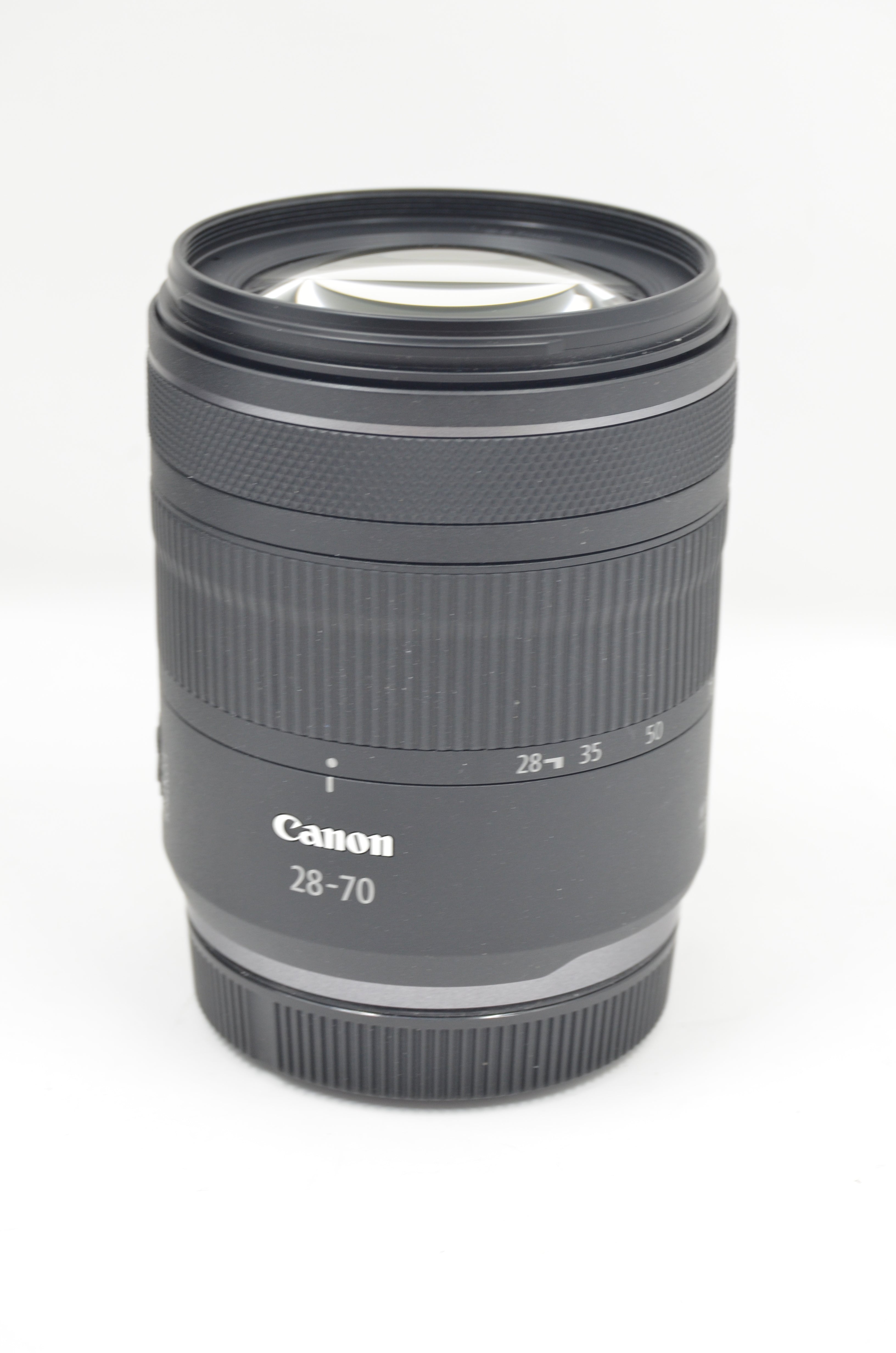 Canon RF 28-70 f/2.8 is STM