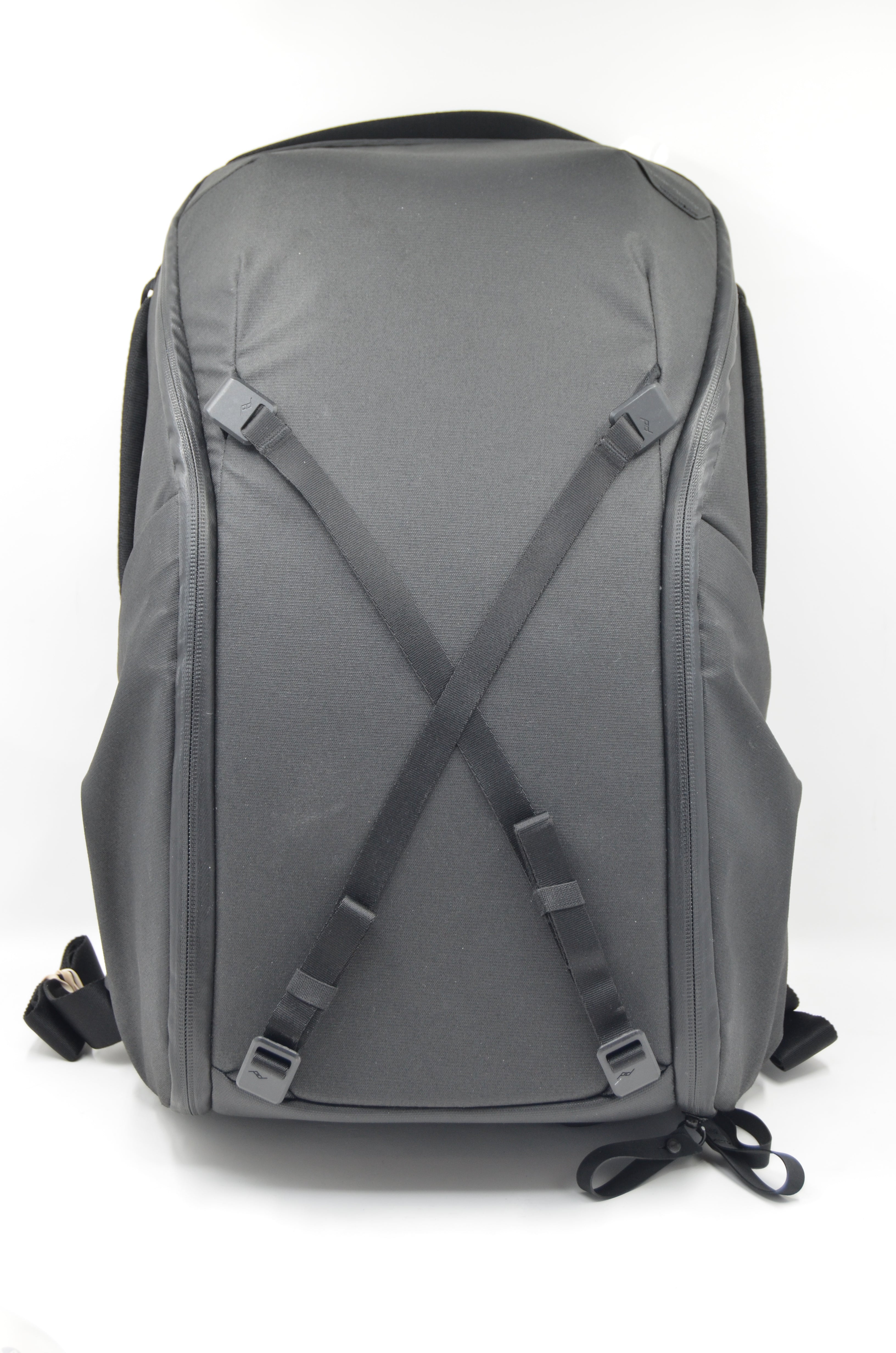 USED Peak Design Everyday Backpack Zip 20L