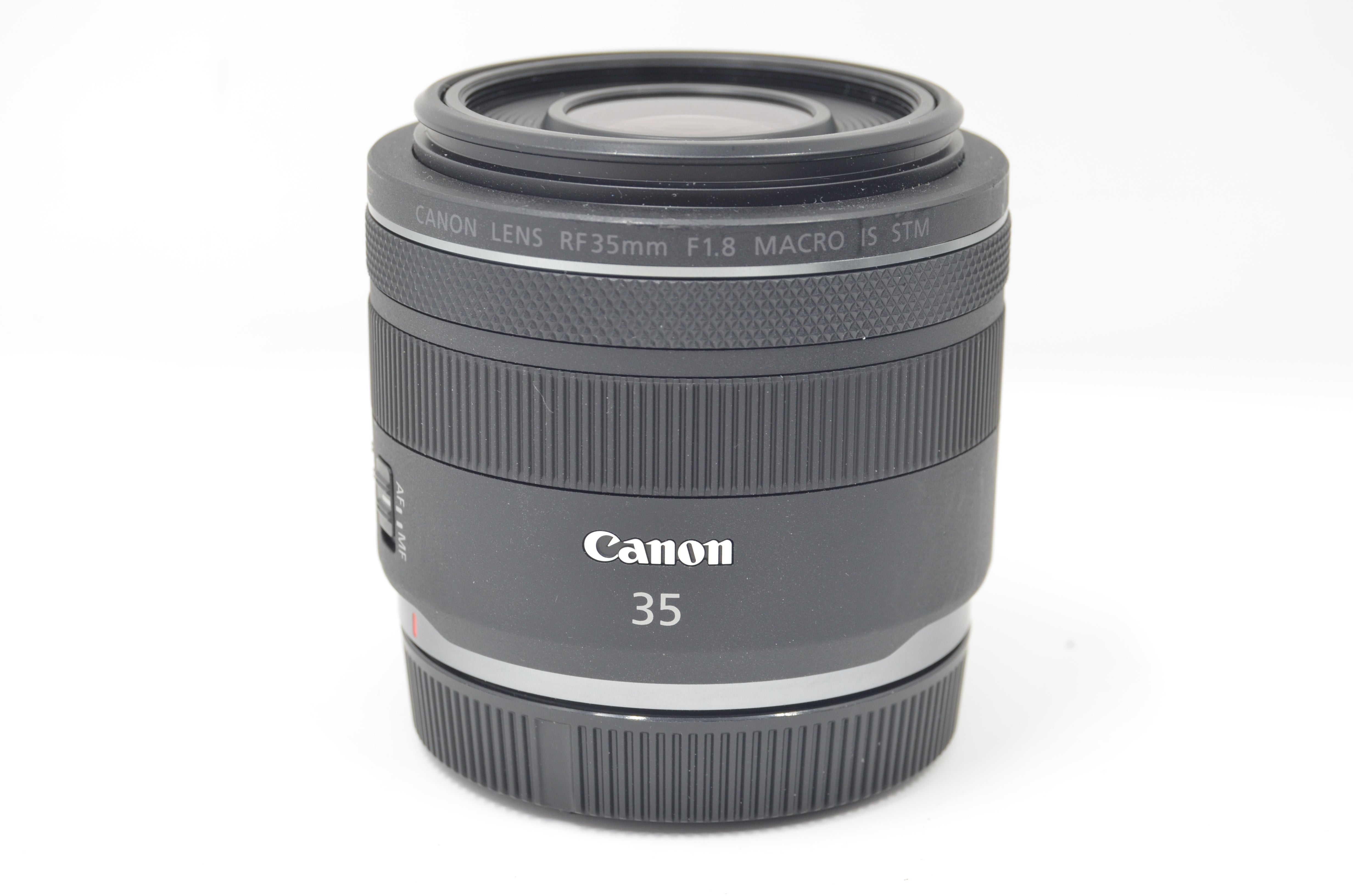 USED Canon RF 35mm F1.8 Macro IS STM