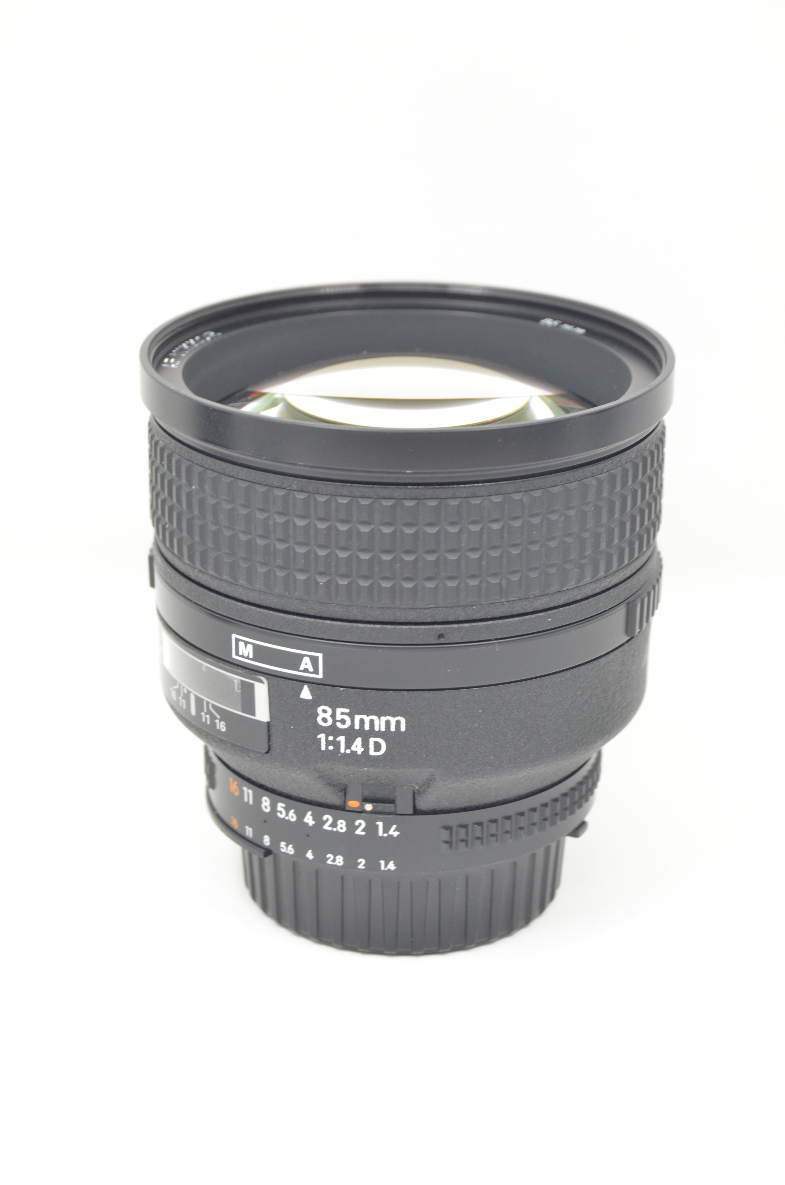 Nikon 85mm f/1.4 D