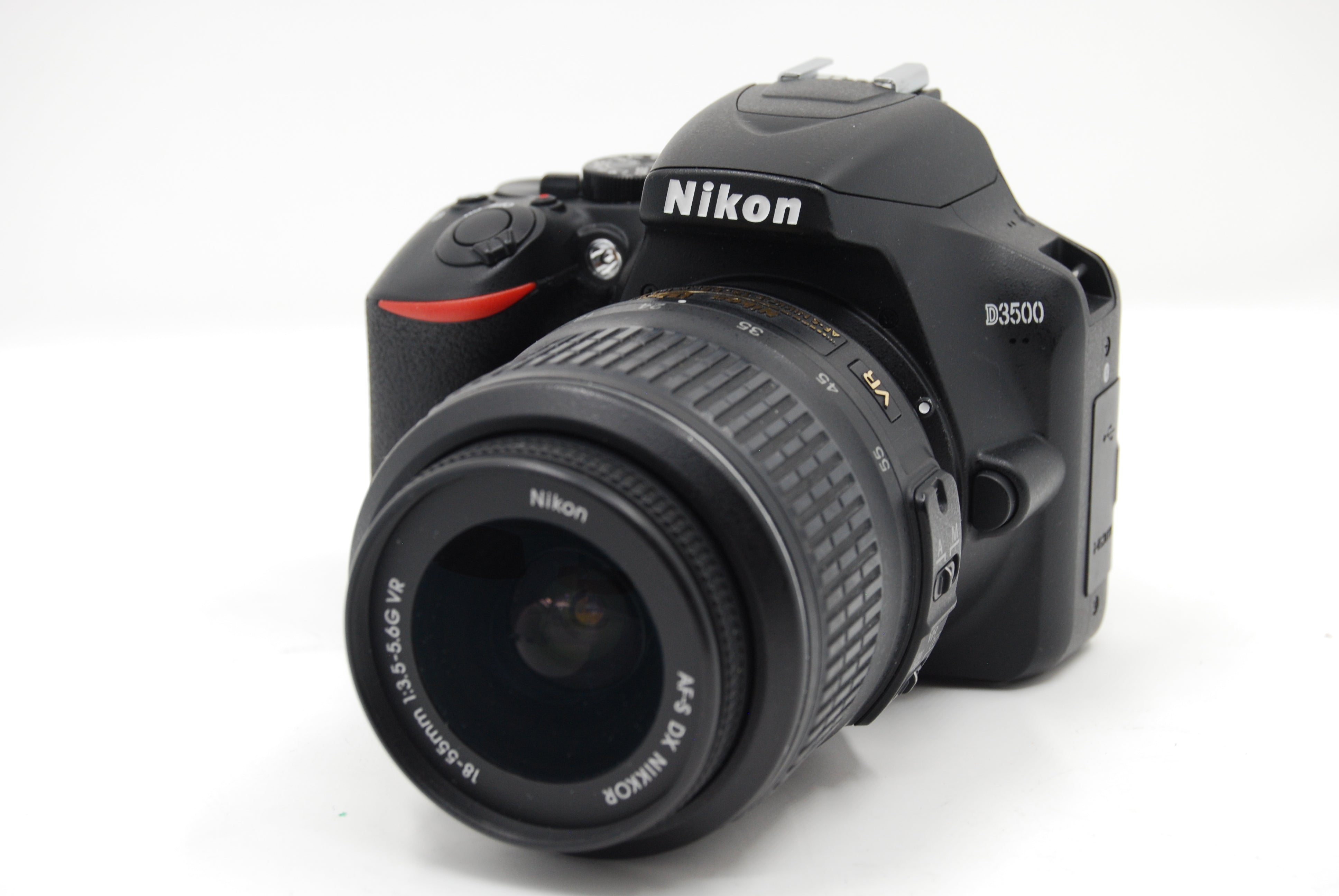 Used Nikon D3500 DSLR w/ 18-55mm f/3.5-5.6 G AF-S