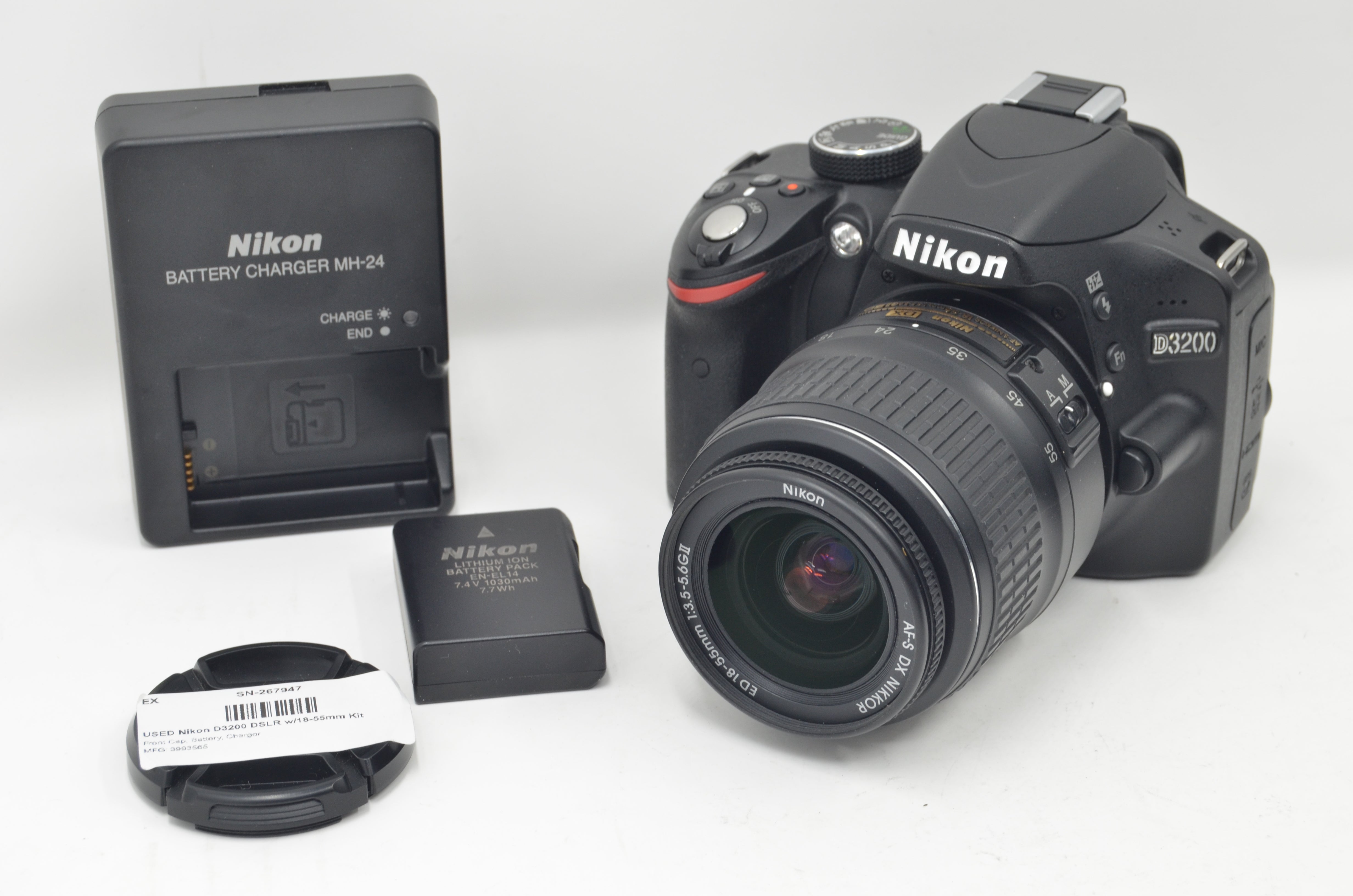 USED Nikon D3200 DSLR w/18-55mm Kit