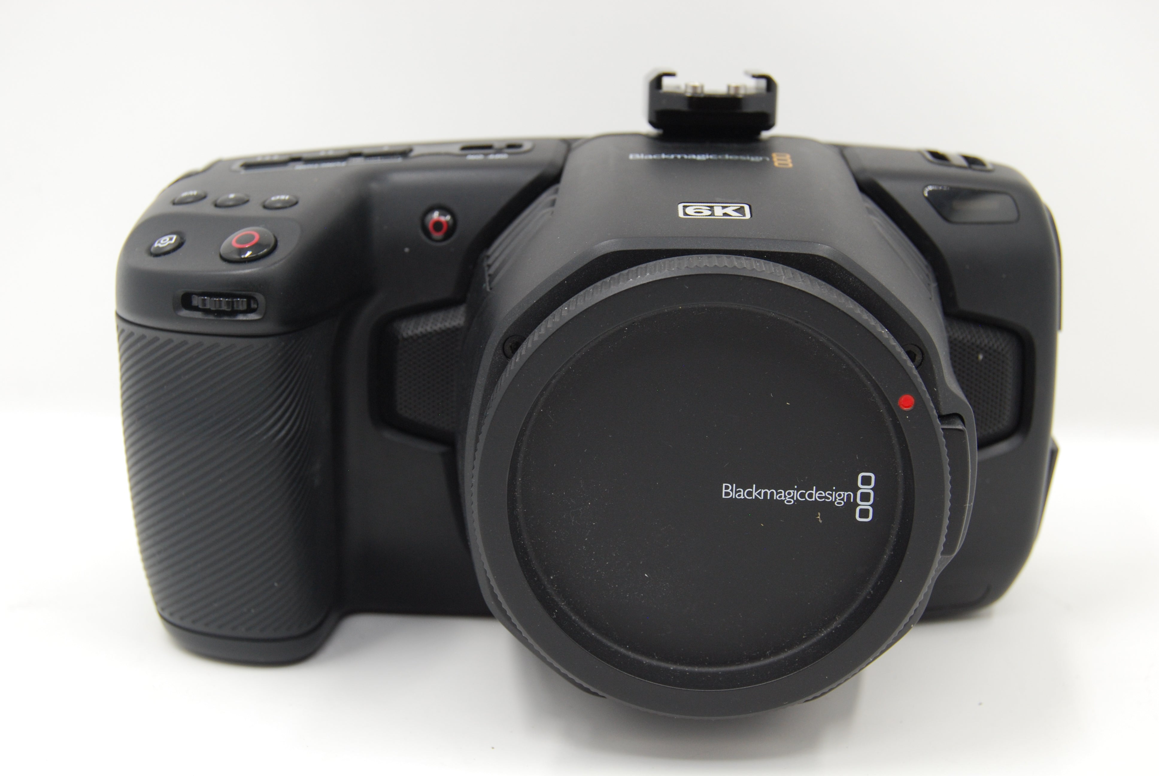 Used Blackmagic Design Pocket Cinema Camera 6K (Canon EF/EF-S)