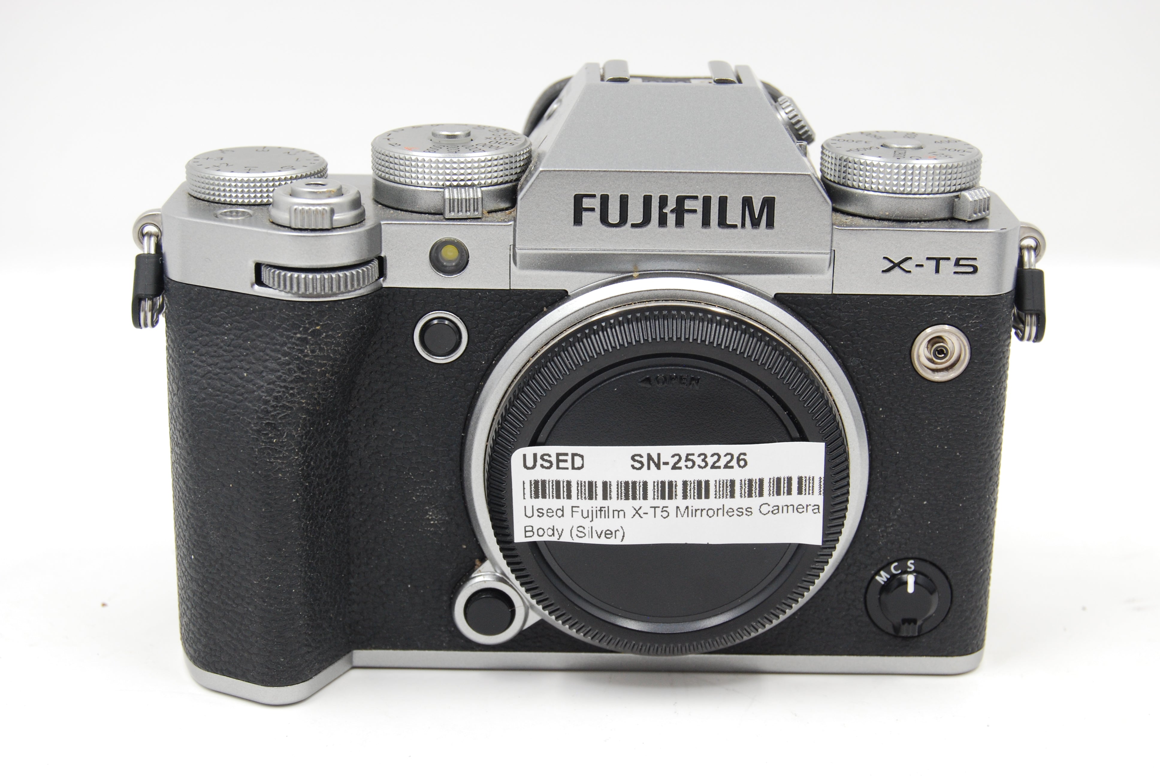 Used Fujifilm X-T5 Mirrorless Camera Body (Silver)