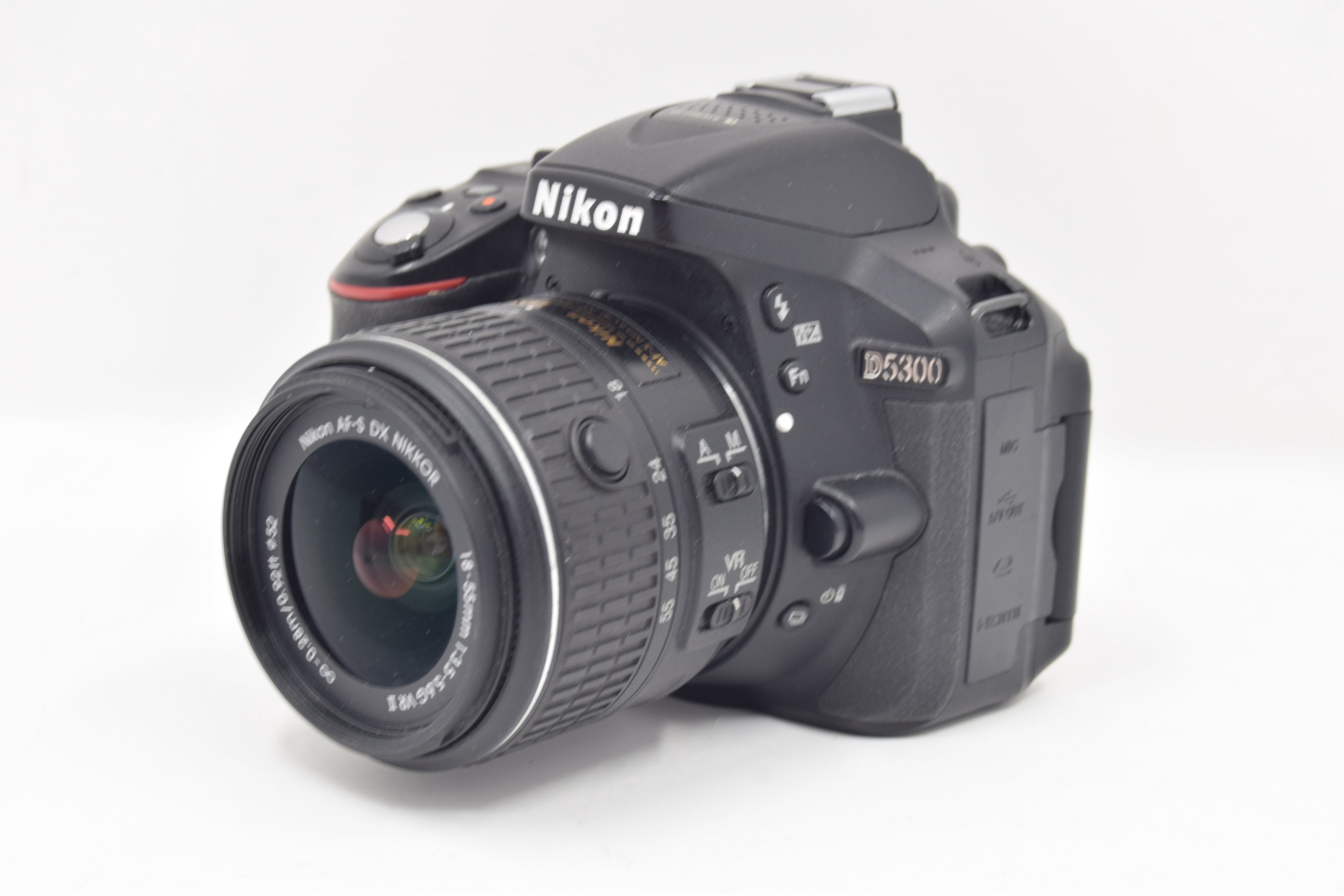 USED Nikon D5300 18-55mm VR II Kit Blk