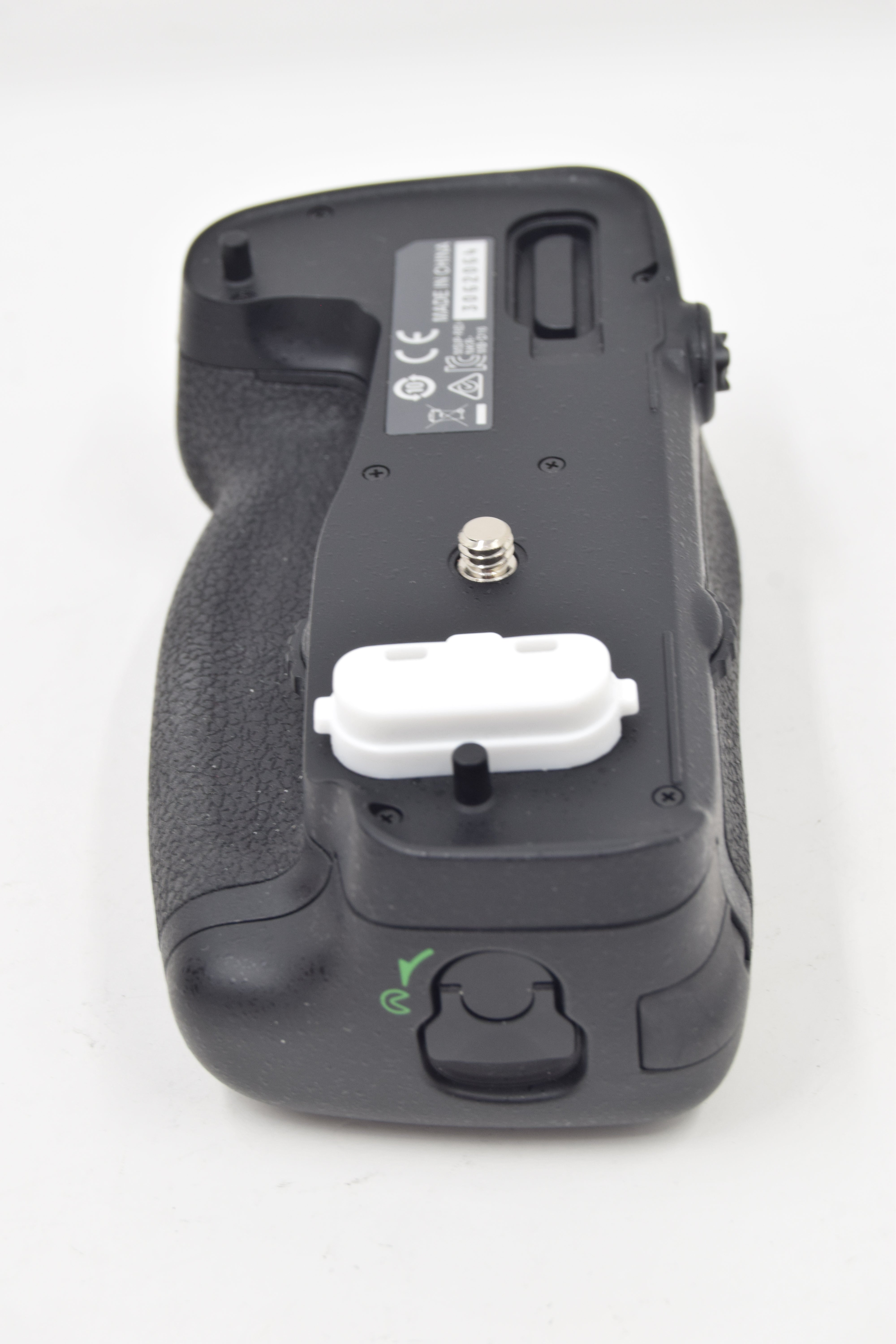 USED Nikon MB-D16 Multi Power Battery Pack for D750