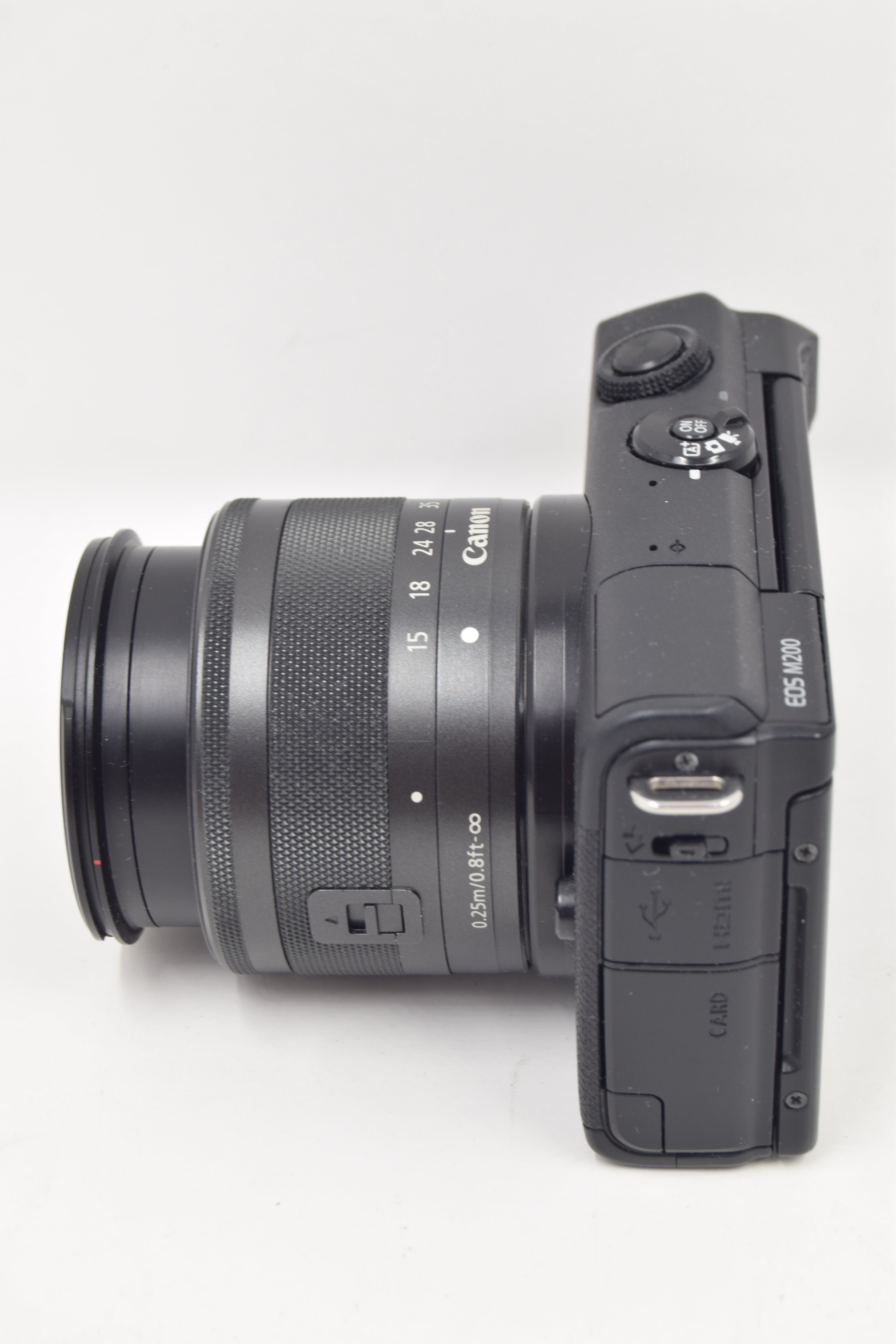 Used Canon M200 Mirrorless Camera w/ 15-45mm F3.5-6.3 IS STM Lens