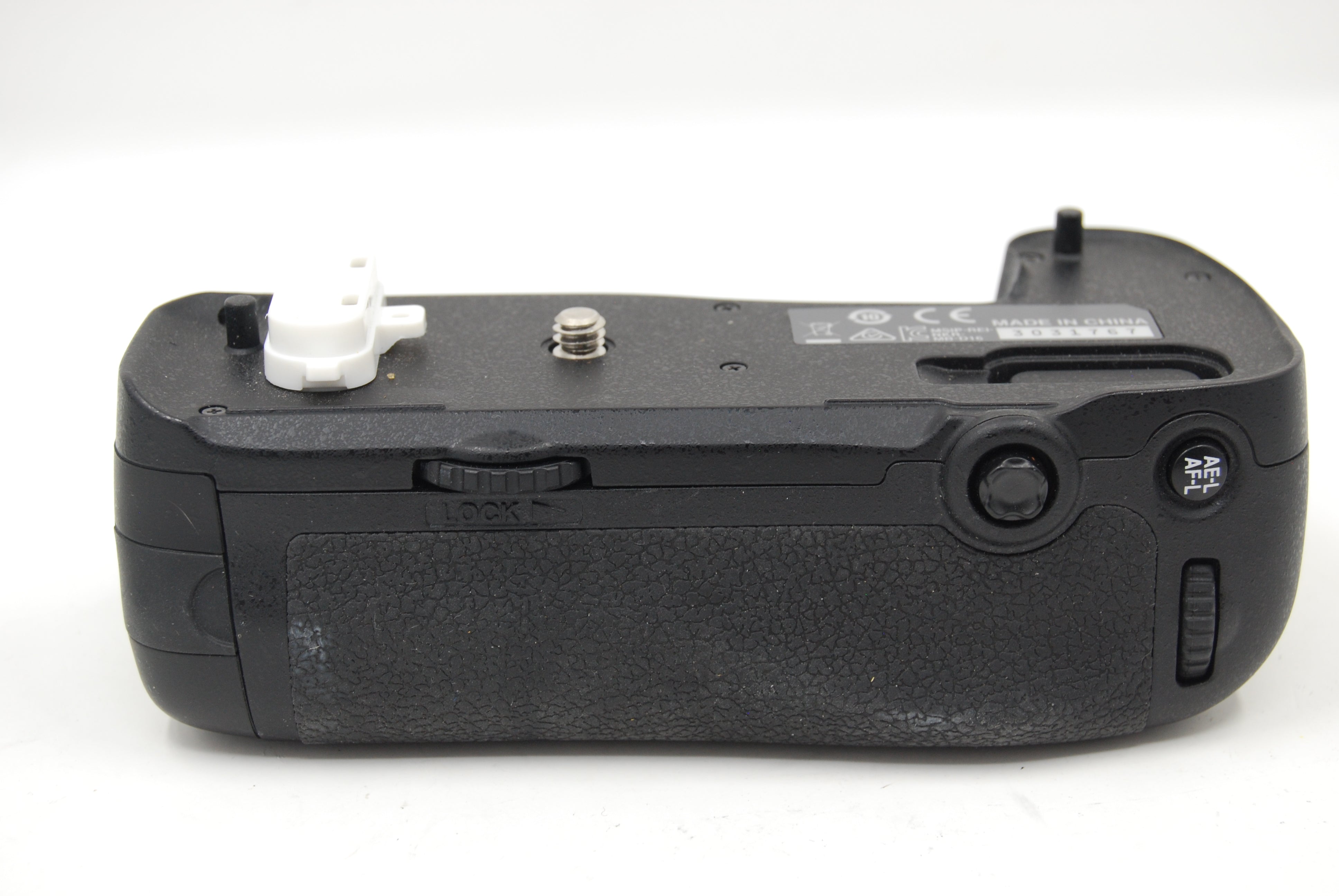 USED Nikon MB-D16 Multi Power Battery Pack for D750