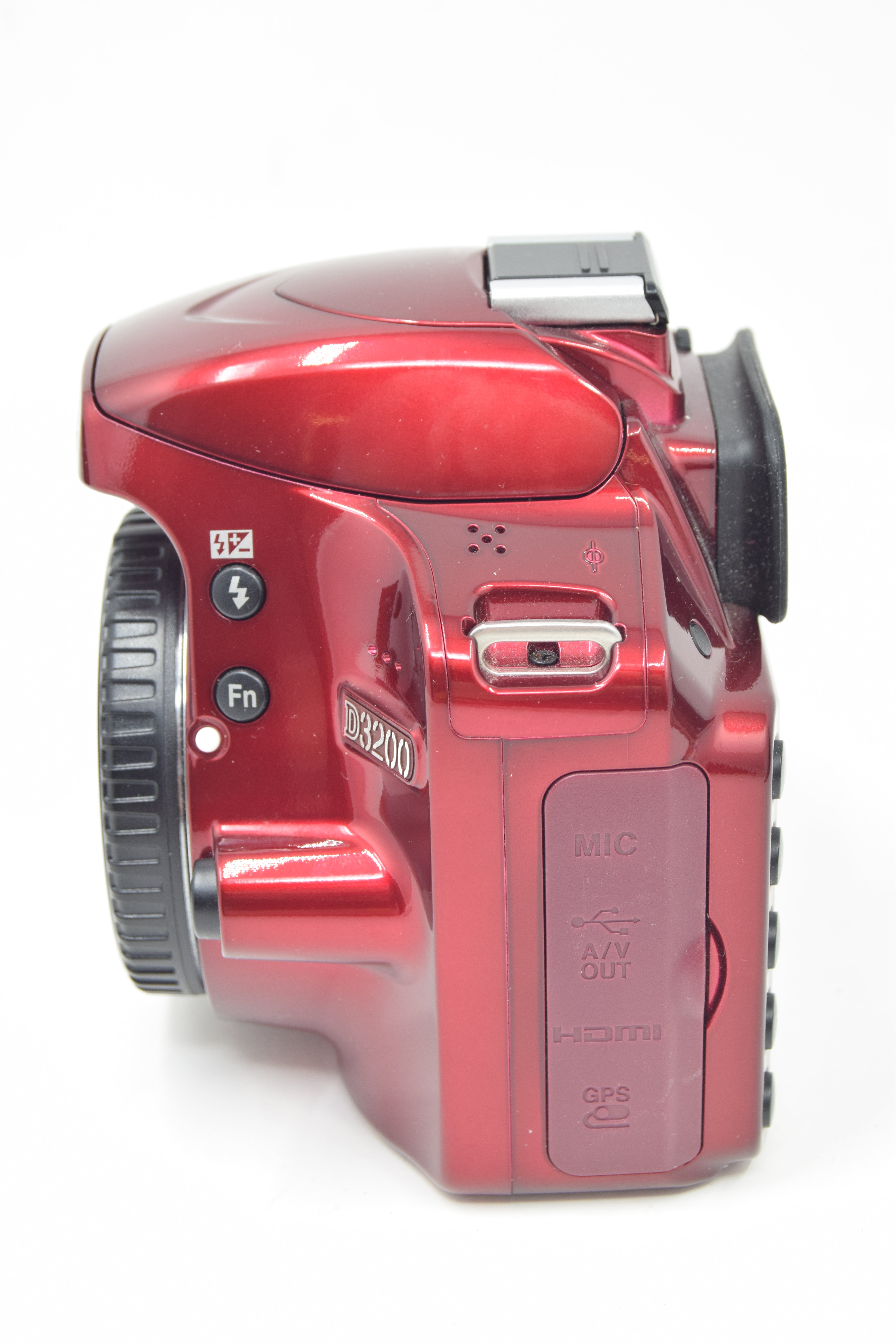 USED Nikon D3200 Digital SLR Camera Body(Red)