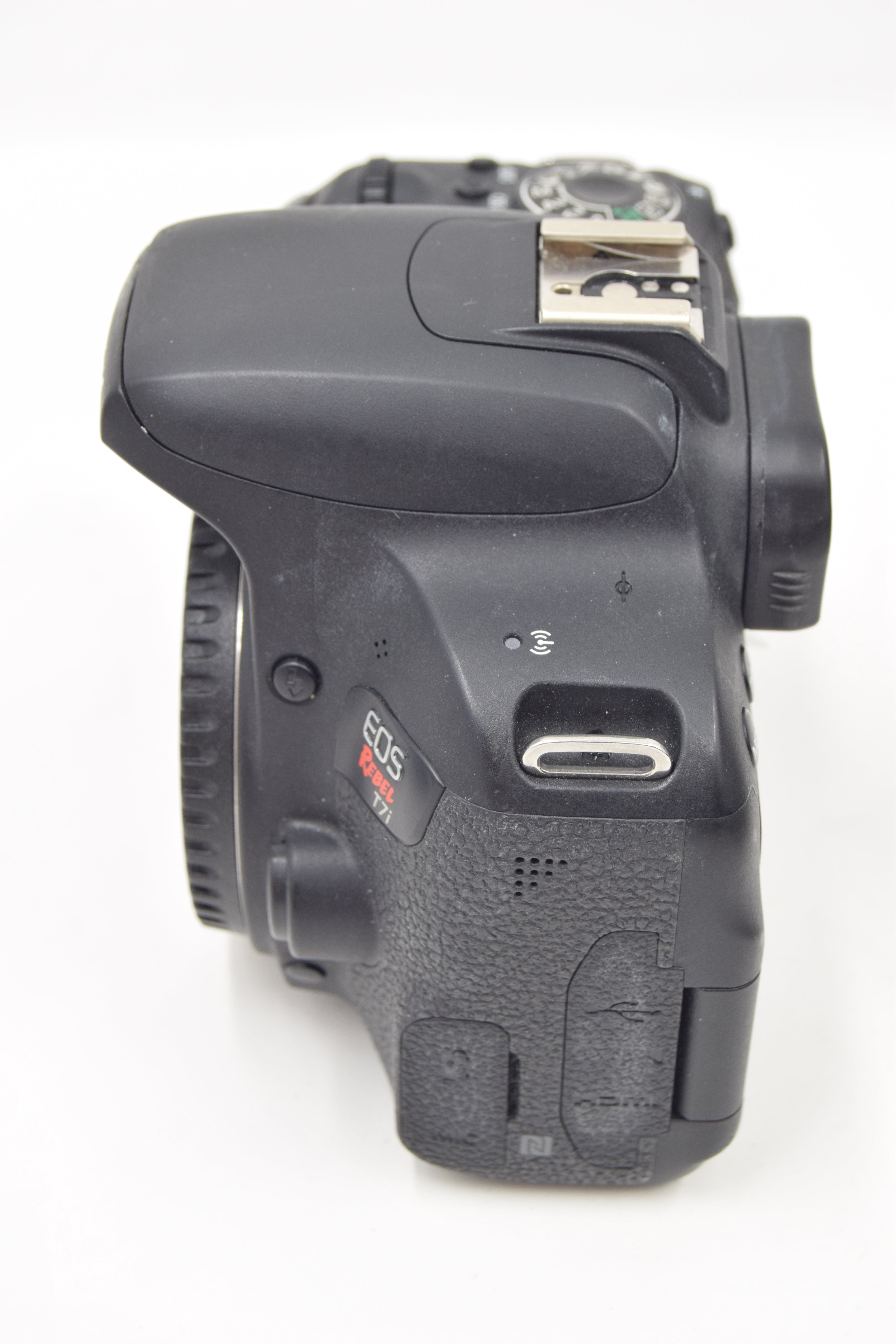 USED Canon EOS Rebel T7i Body Only