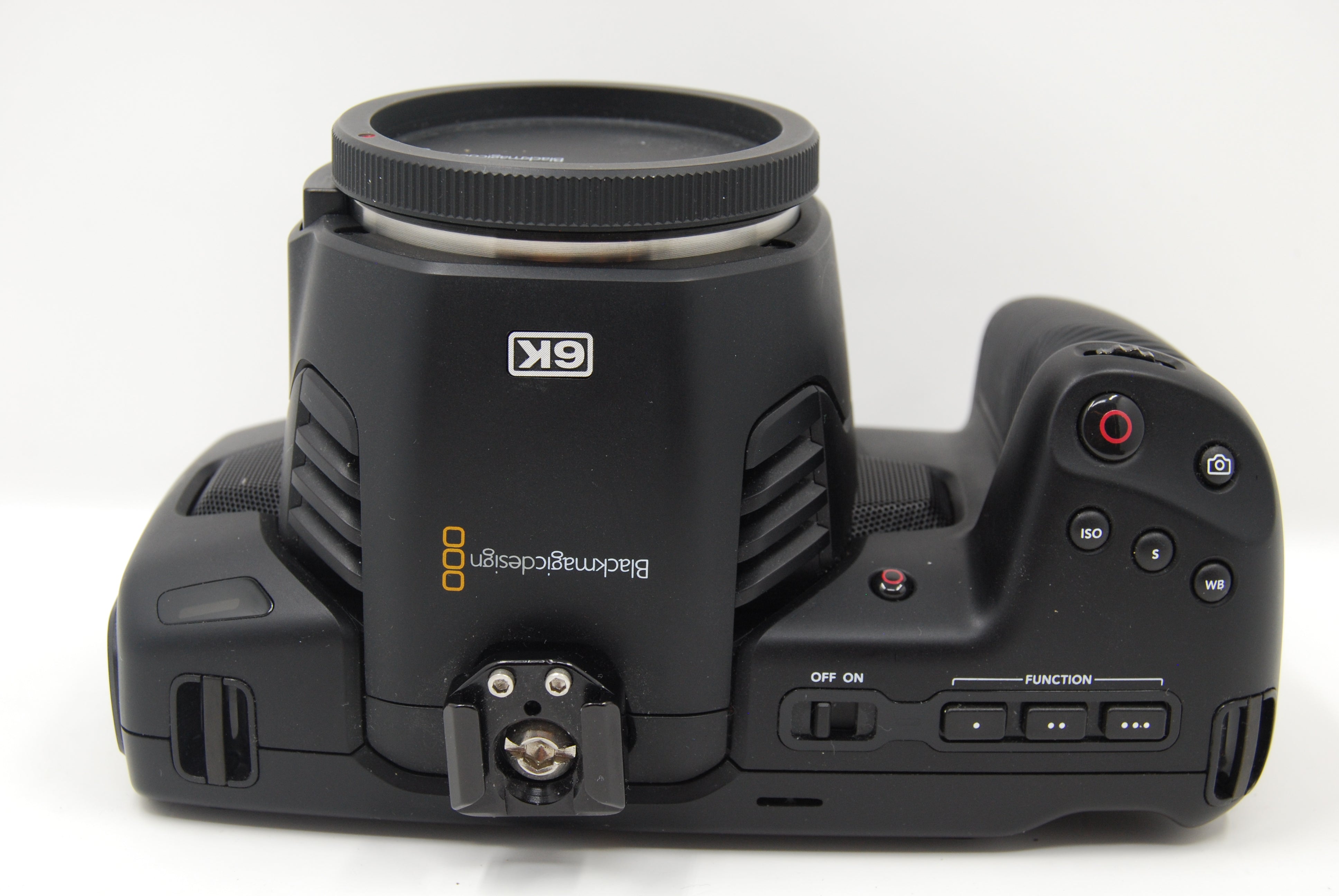 Used Blackmagic Design Pocket Cinema Camera 6K (Canon EF/EF-S)