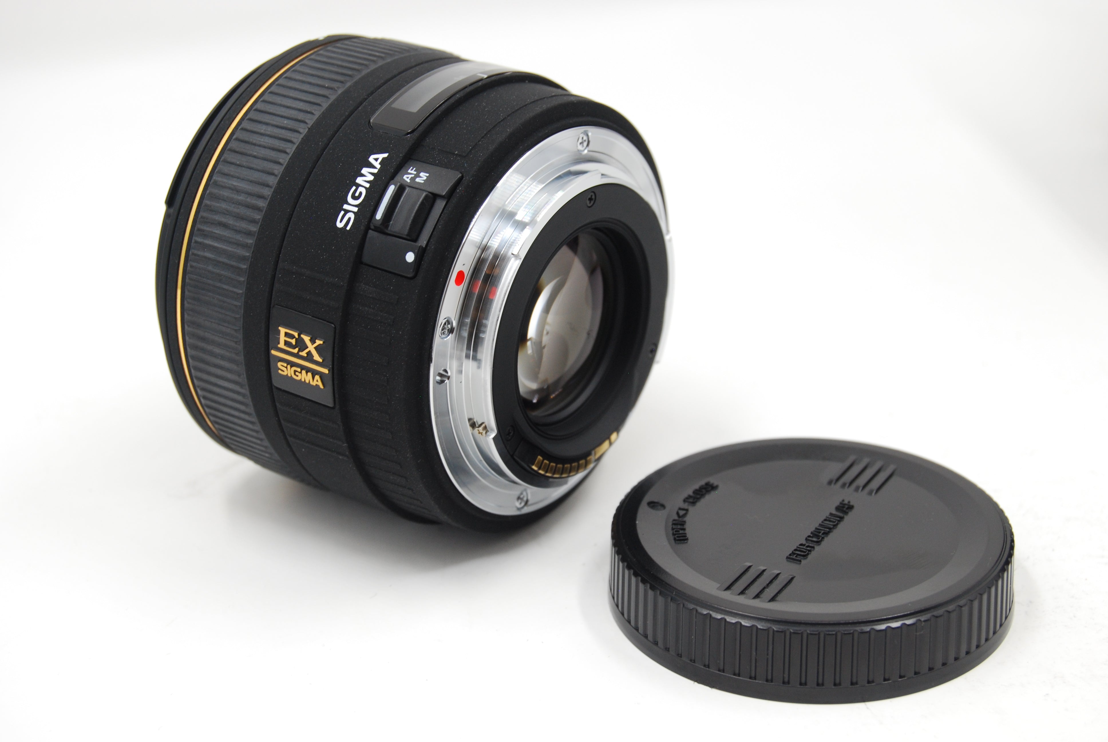 Used Sigma 30mm F1.4 EX DC for Canon