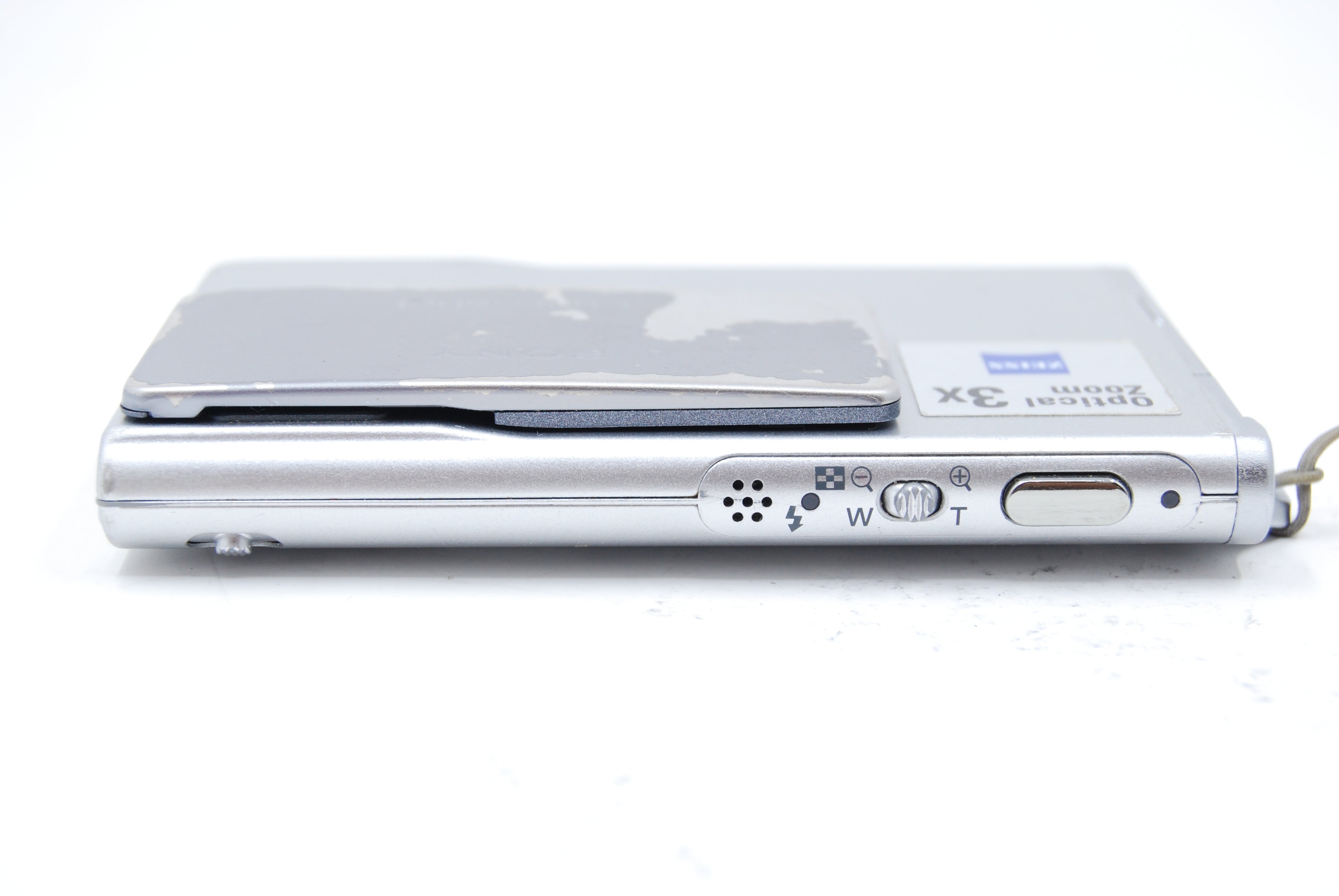 Used Sony CyberShot DSC-T7 Digital Point & Shoot Camera