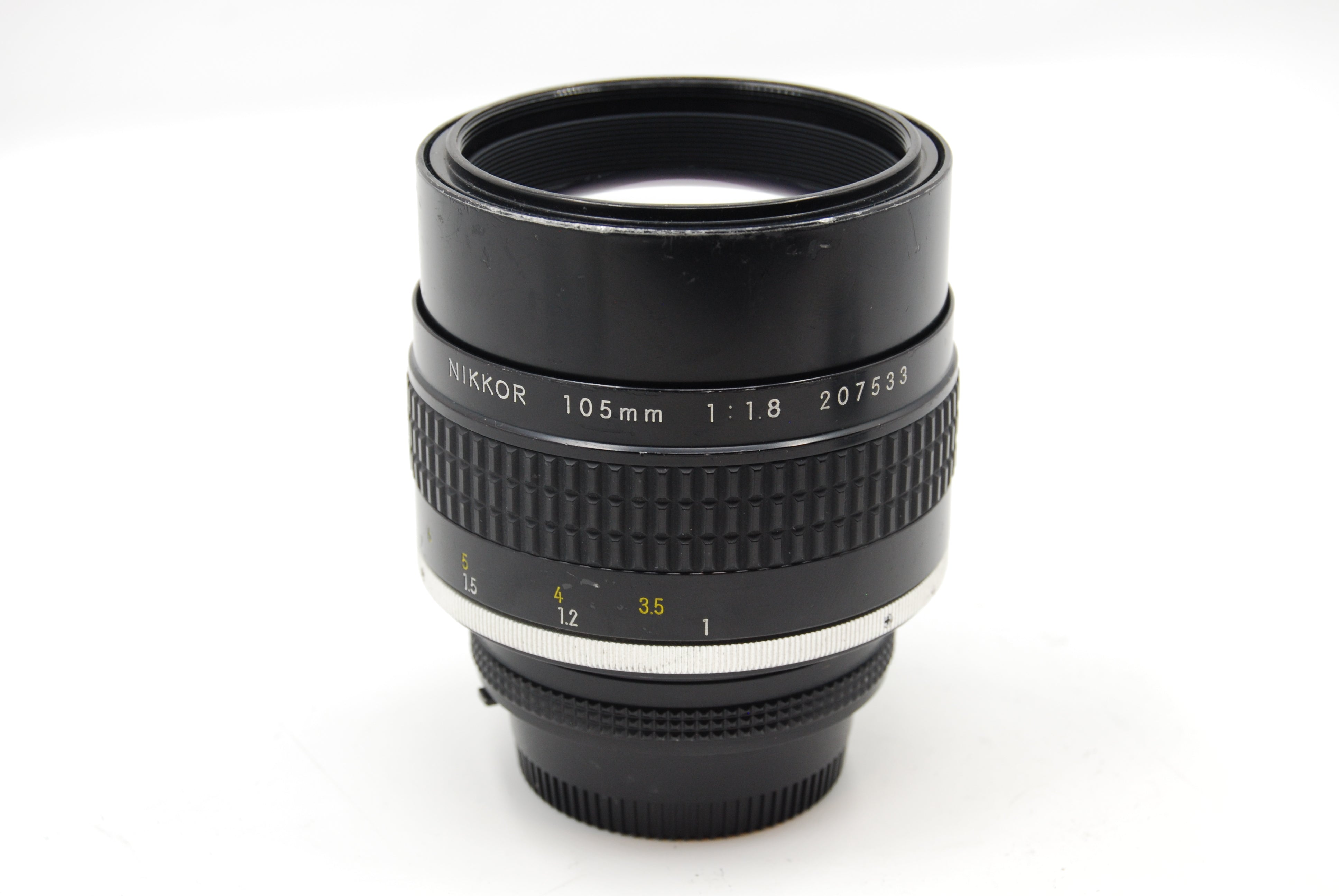 Used Nikon 105mm f1.8 AIS Lens
