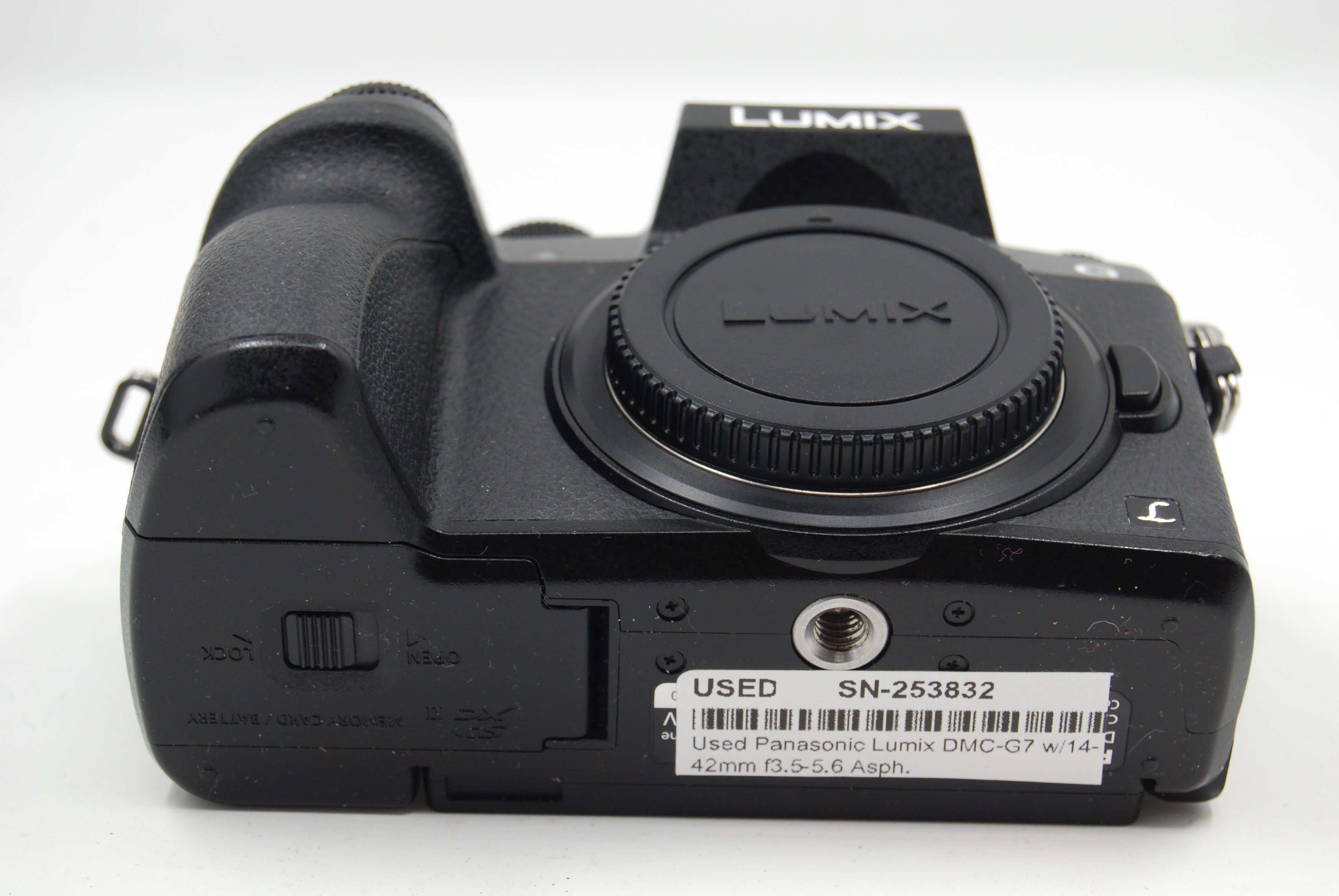 Used Panasonic Lumix DMC-G7 w/14-42mm f3.5-5.6 Asph.