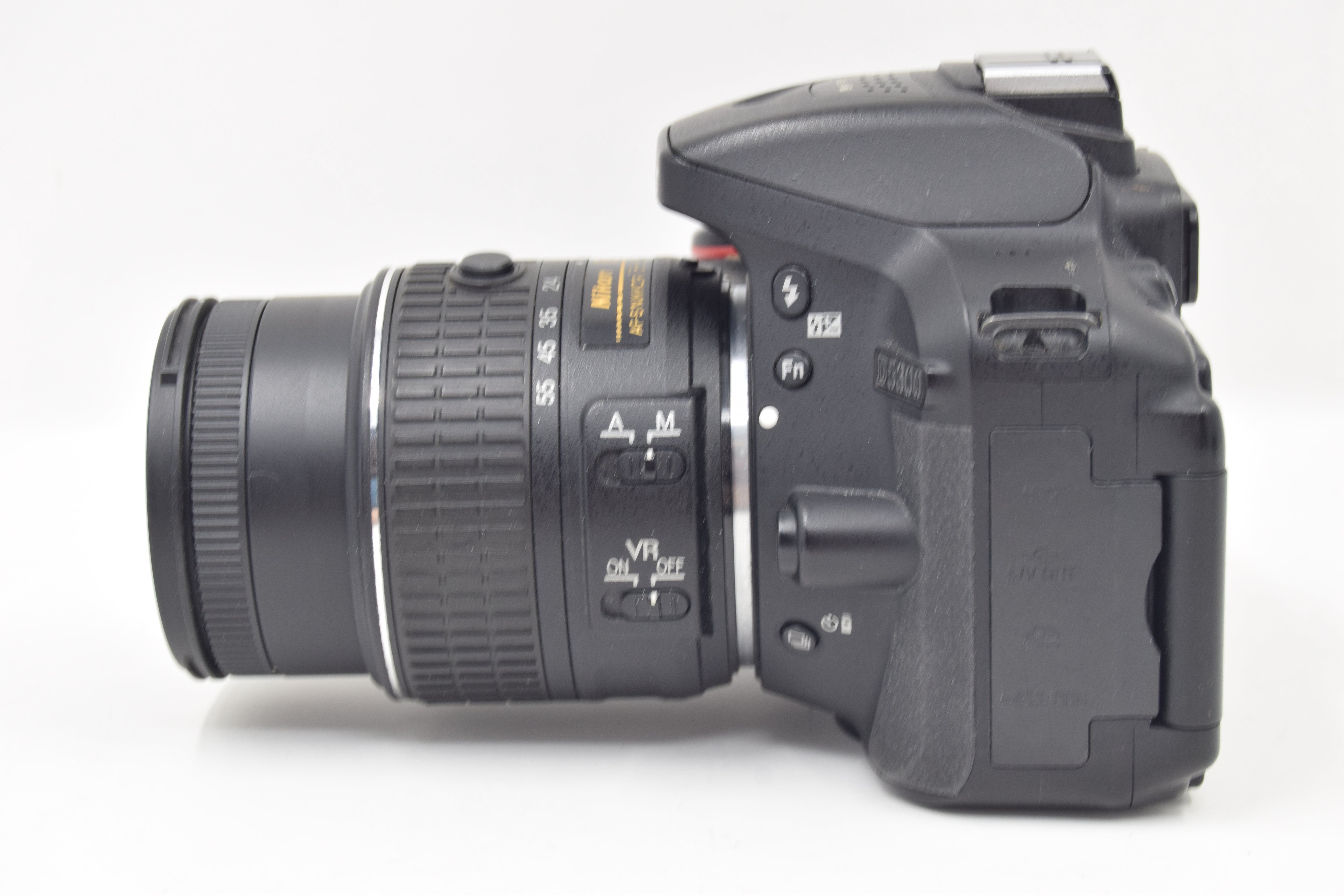 USED Nikon D5300 18-55mm VR II Kit Blk