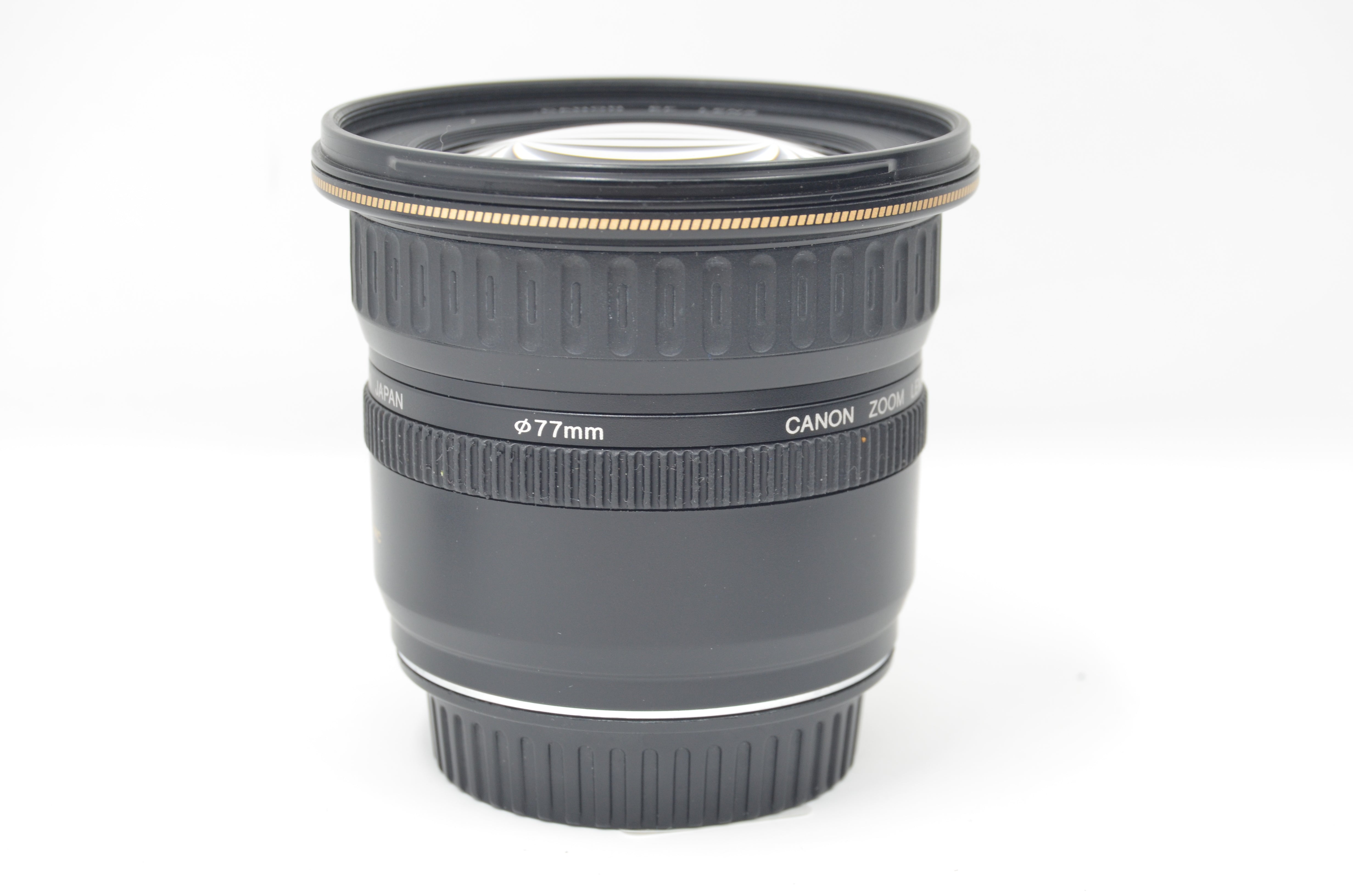 USED Canon EF 20-35mm F3.5-4.5