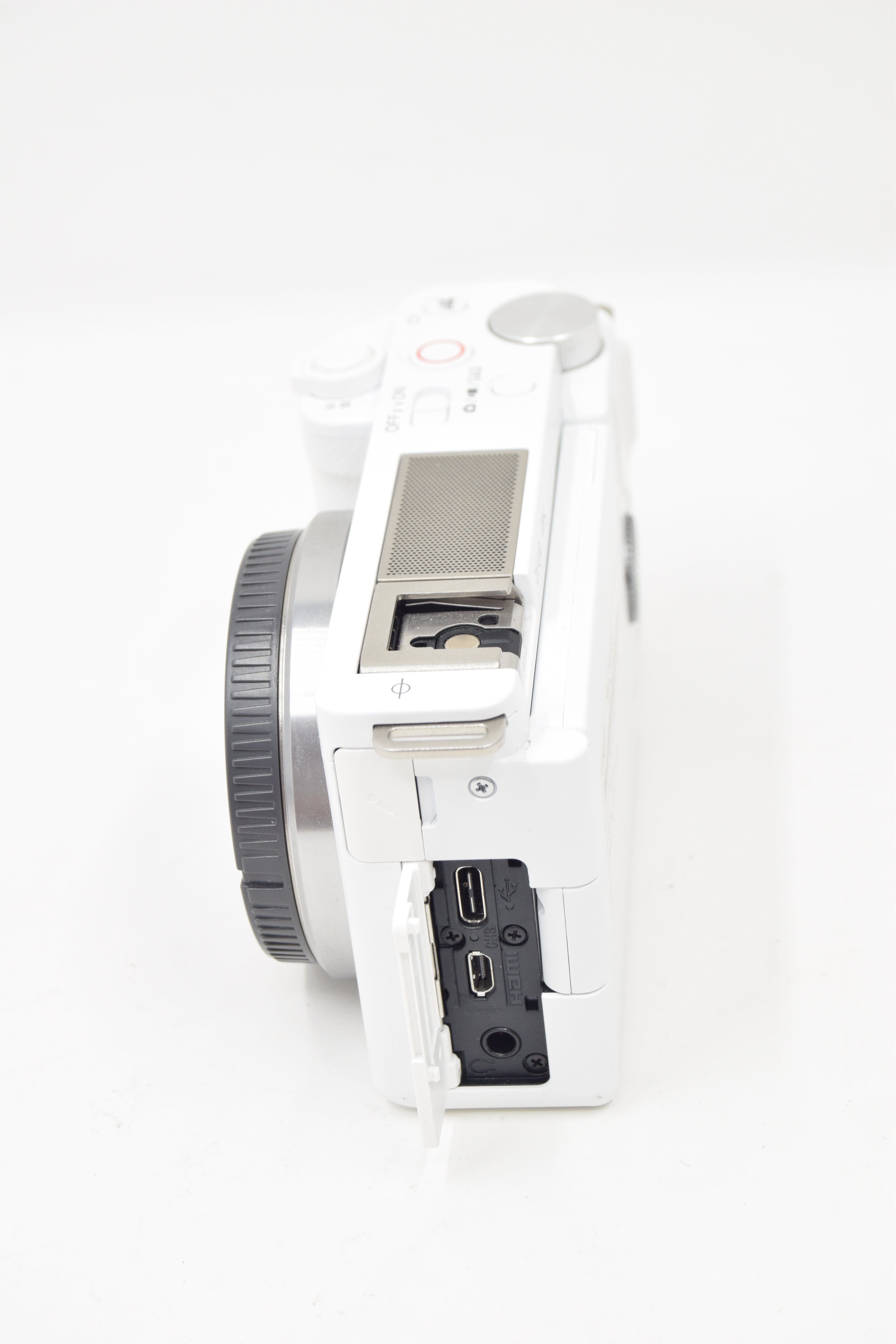 Used Sony Alpha ZV-E10 Camera (Body) - White