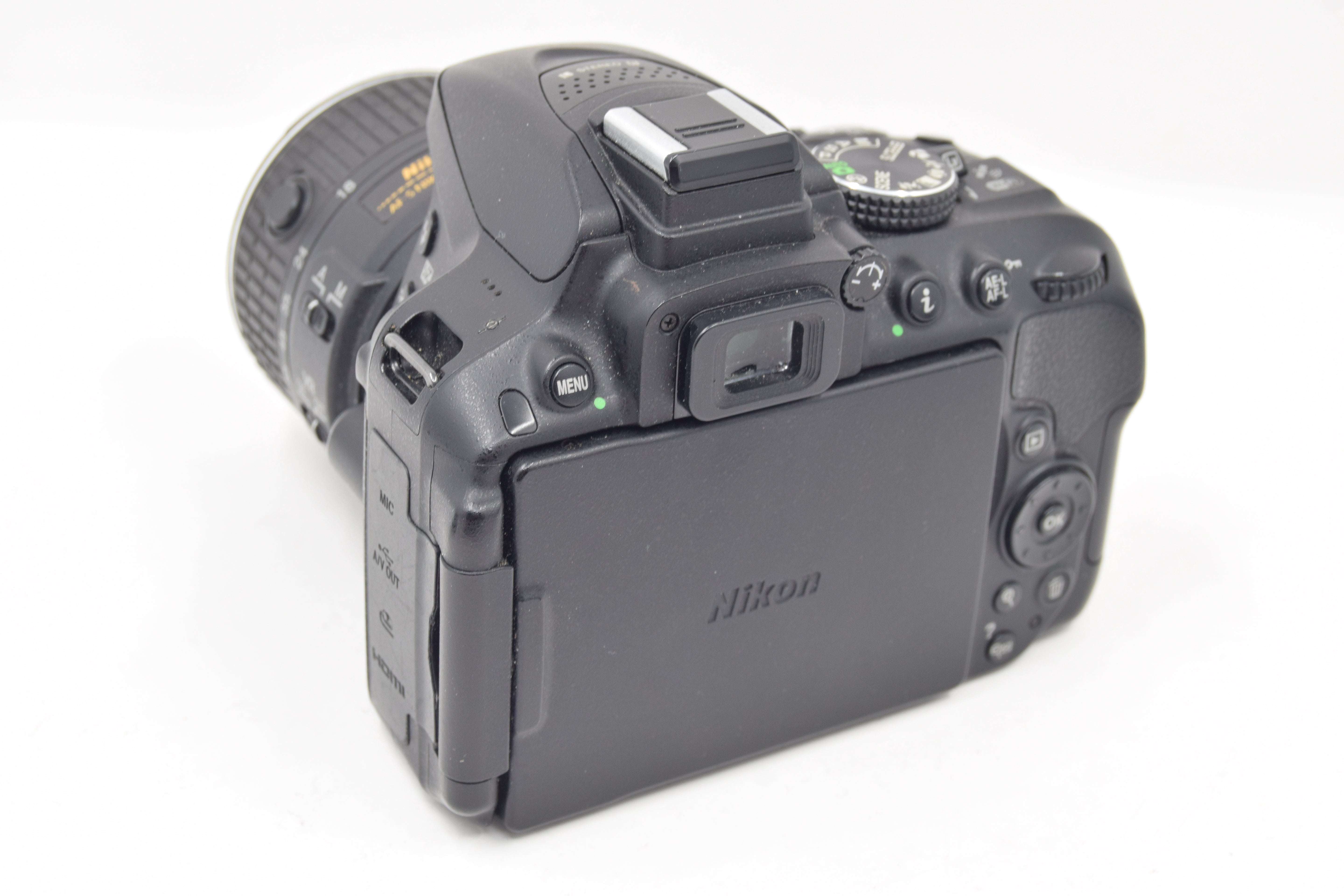 USED Nikon D5300 18-55mm VR II Kit Blk
