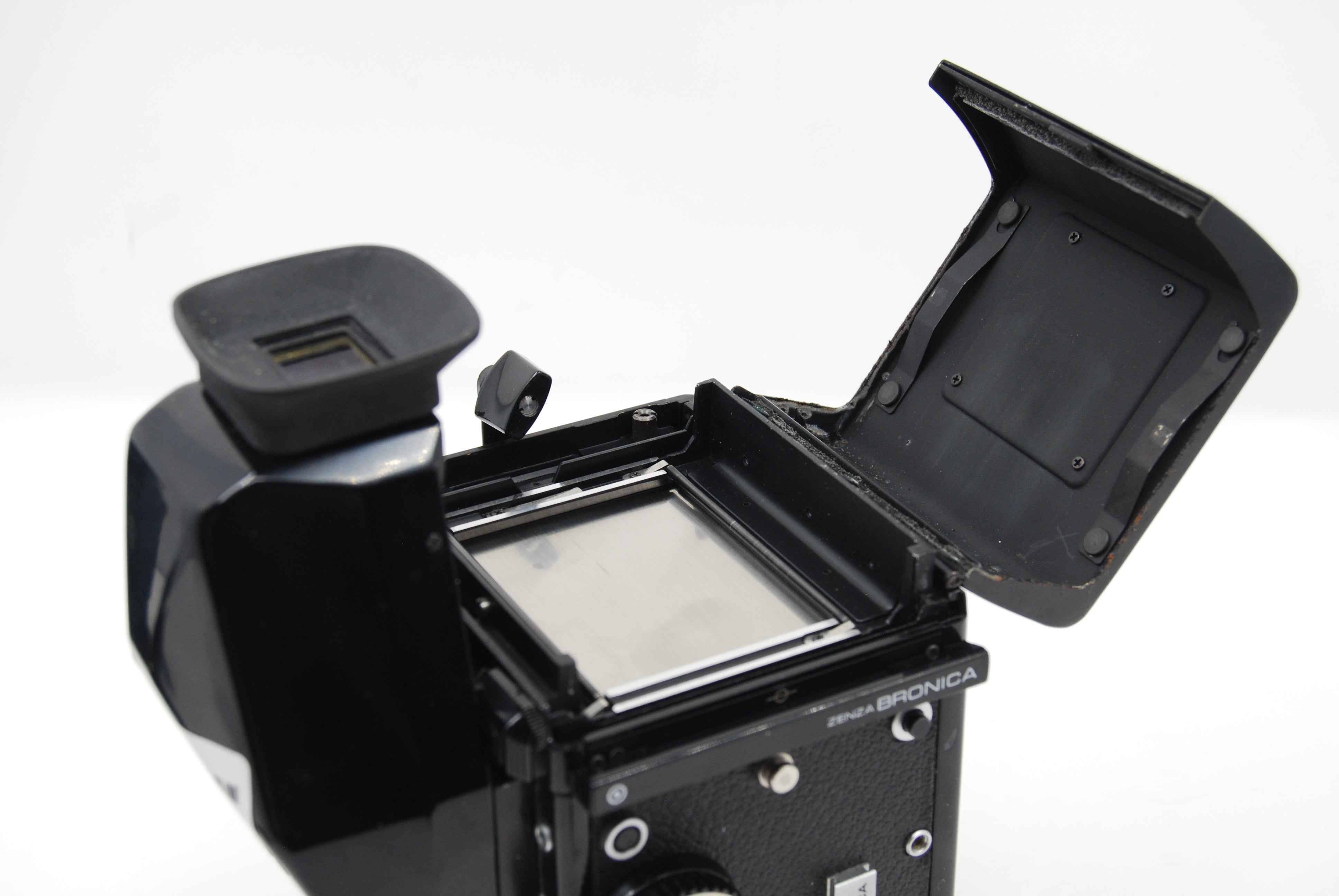 Used Bronica ETR with 75mm f2.8, Prism Finder, 120 Back, & Speed Grip