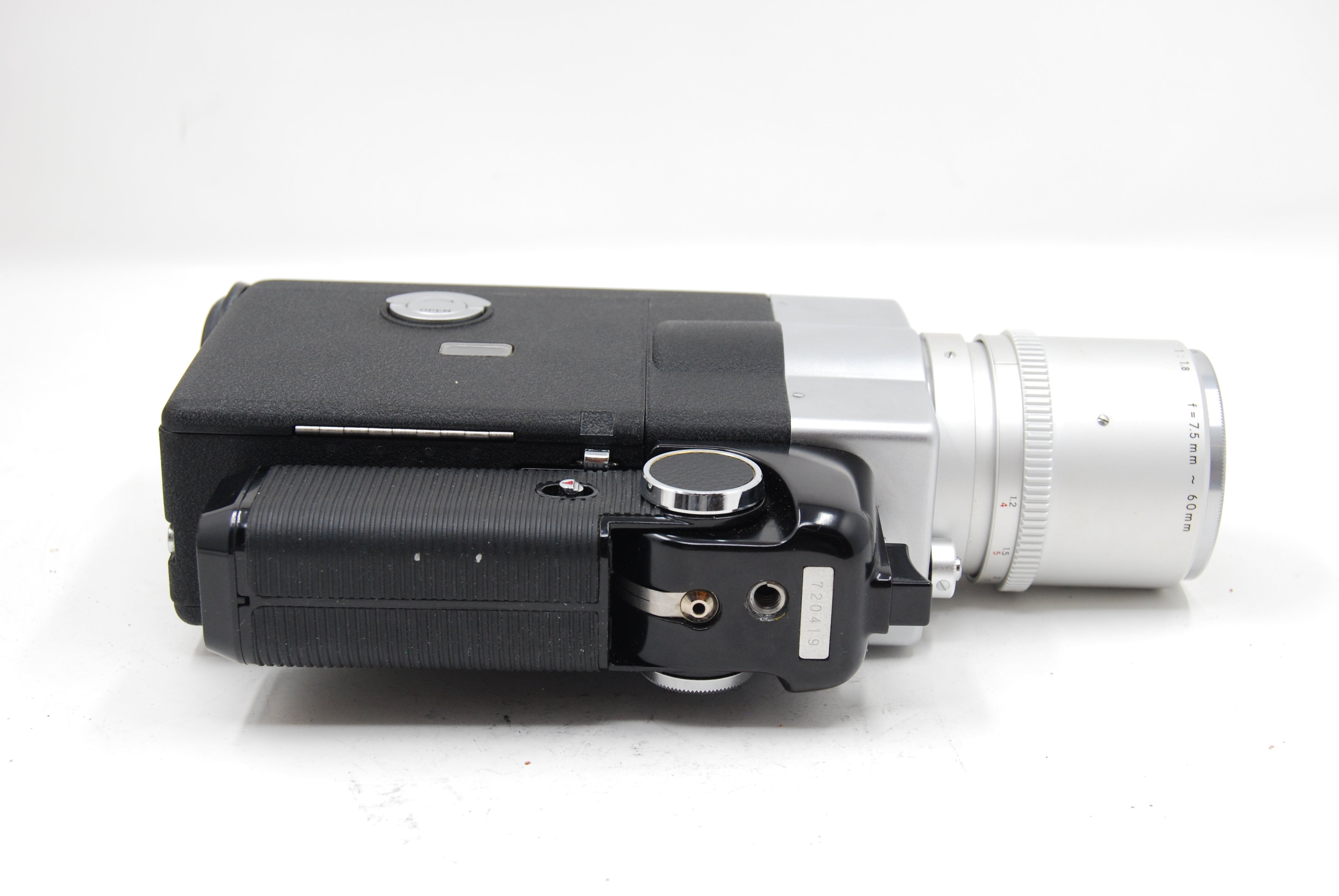 Used Nikon 8x Super Zoom 8mm Movie Camera (slight Haze in lens) w/L1A Filter