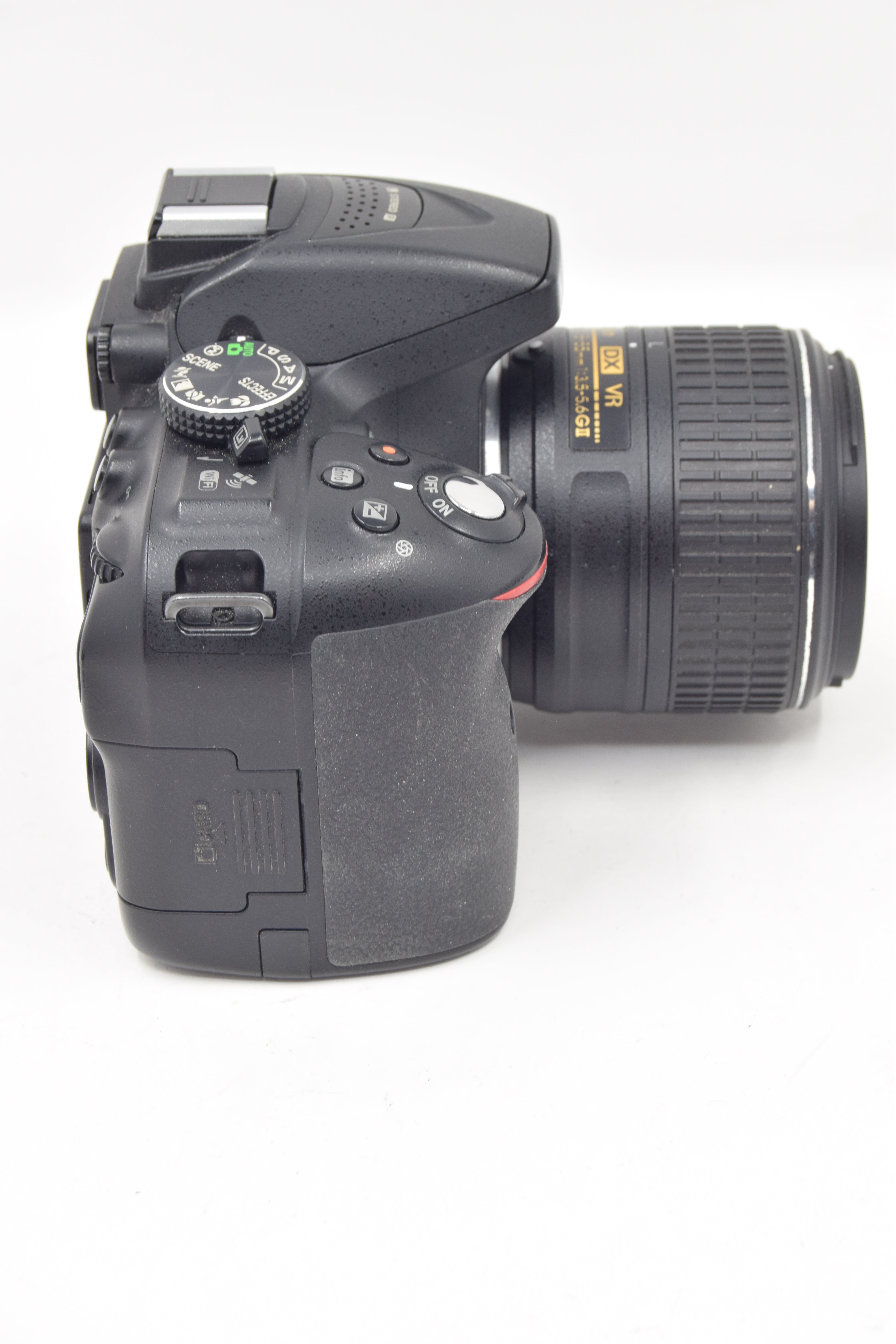 USED Nikon D5300 18-55mm VR II Kit Blk